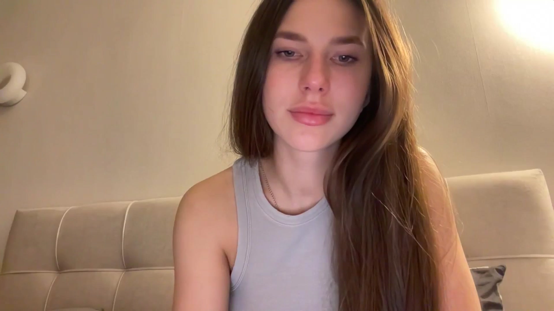 Gallery image thumbnail from kissfreeze's myfreecams stream on, 04/30/2026, 24:02 image 2 of 20