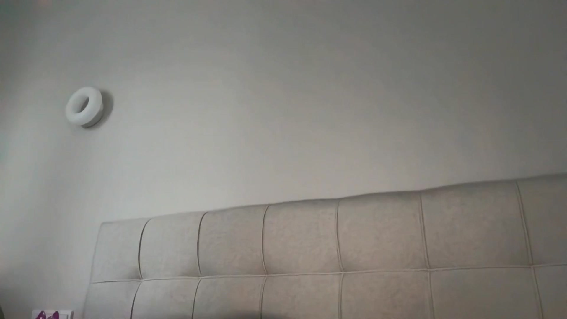 Gallery image thumbnail from kissfreeze's myfreecams stream on, 05/07/2026, 15:31 image 20 of 20