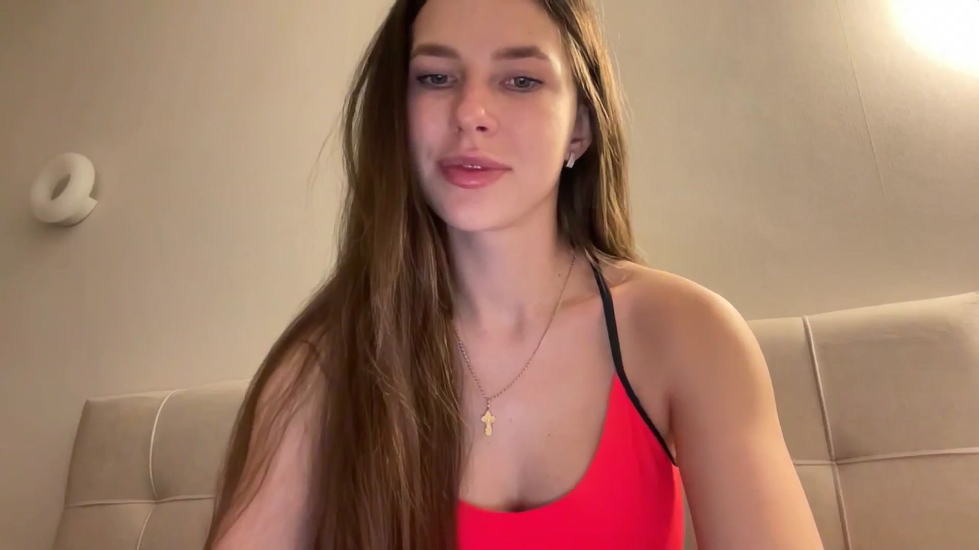 Gallery image thumbnail from kissfreeze's myfreecams stream on, 05/08/2026, 21:42 image 8 of 20