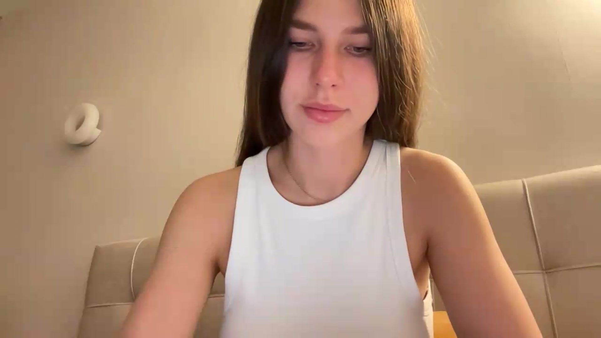 Gallery image thumbnail from kissfreeze's myfreecams stream on, 05/11/2026, 22:21 image 8 of 20