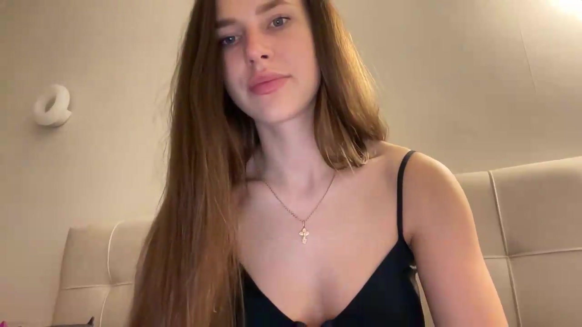 Gallery image thumbnail from kissfreeze's myfreecams stream on, 05/19/2026, 21:51 image 8 of 20