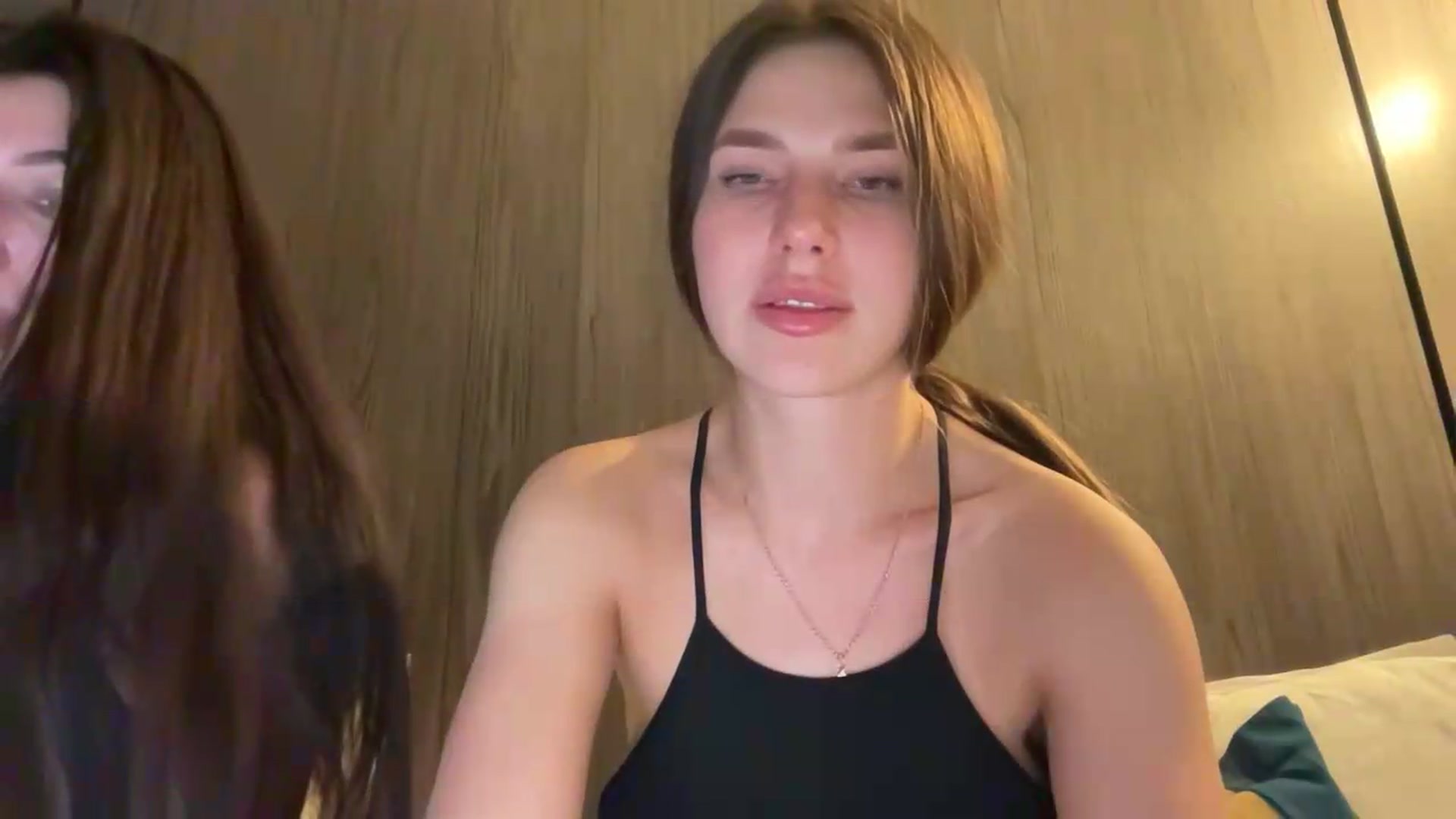 Gallery image thumbnail from kissfreeze's myfreecams stream on, 05/29/2026, 24:50 image 14 of 20
