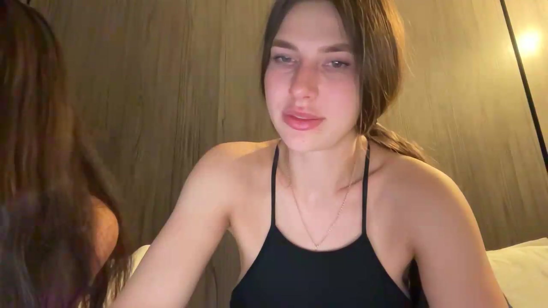 Gallery image thumbnail from kissfreeze's myfreecams stream on, 05/29/2026, 24:50 image 16 of 20