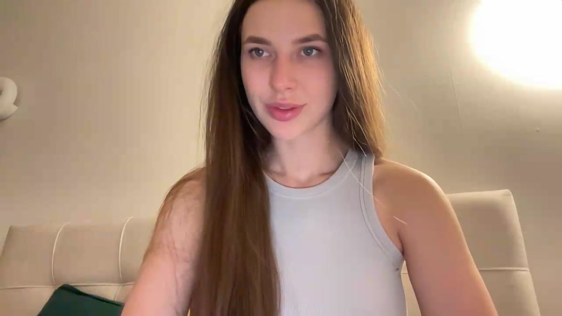 Gallery image thumbnail from kissfreeze's myfreecams stream on, 05/31/2026, 22:51 image 11 of 20