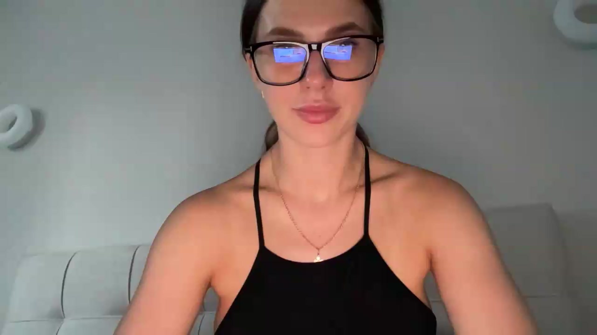 Gallery image thumbnail from kissfreeze's myfreecams stream on, 06/10/2026, 16:15 image 1 of 20