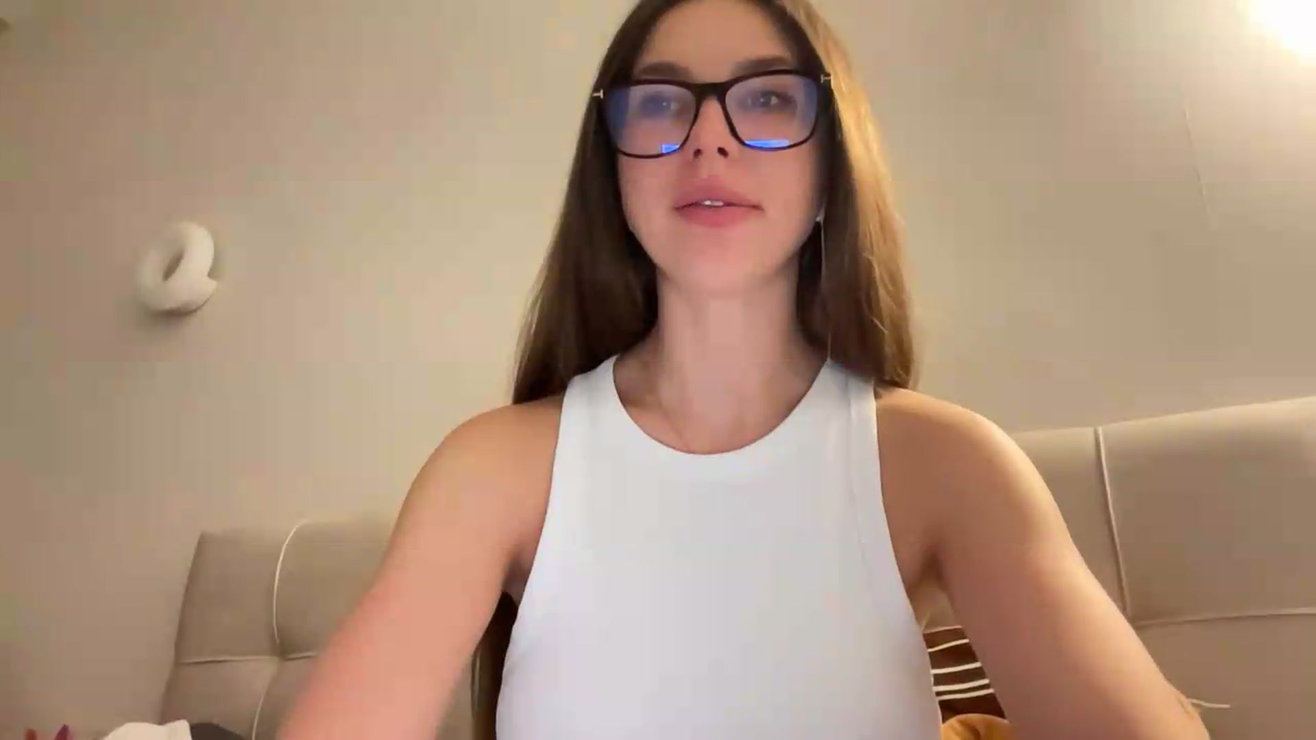 Gallery image thumbnail from kissfreeze's myfreecams stream on, 06/10/2026, 21:58 image 11 of 20