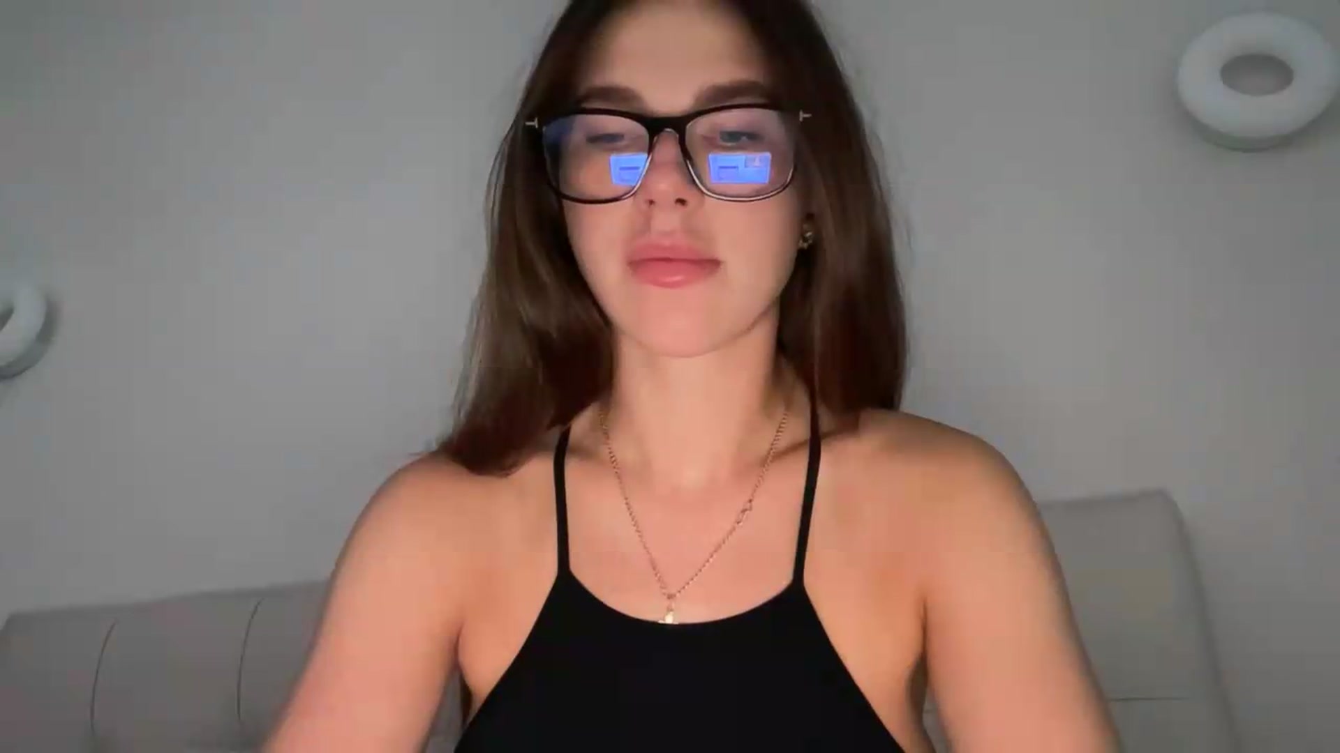 Gallery image thumbnail from kissfreeze's myfreecams stream on, 06/22/2026, 15:52 image 2 of 20