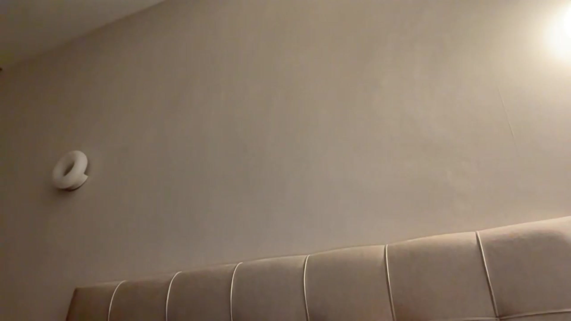 Gallery image thumbnail from kissfreeze's myfreecams stream on, 06/27/2026, 22:40 image 7 of 20