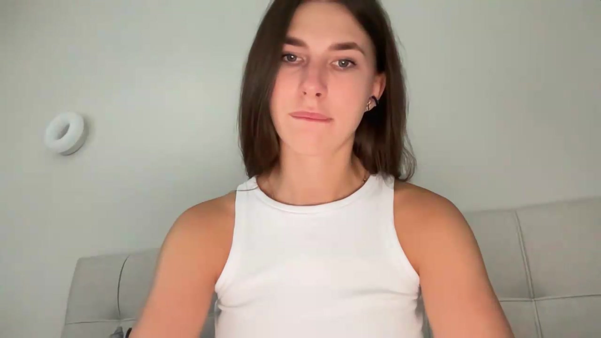 Gallery image thumbnail from kissfreeze's myfreecams stream on, 06/28/2026, 14:46 image 17 of 20