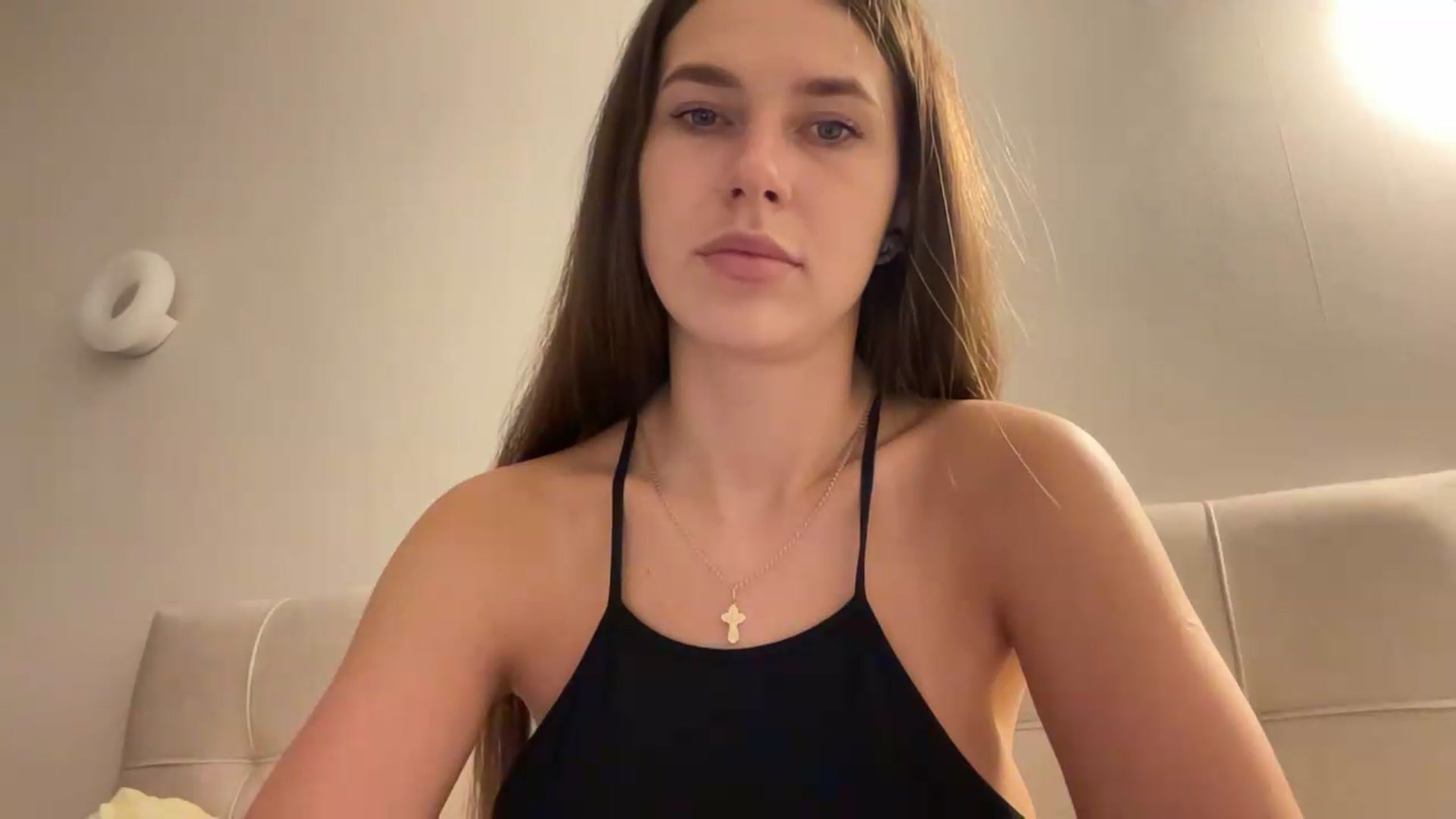 Gallery image thumbnail from kissfreeze's myfreecams stream on, 07/08/2026, 16:01 image 8 of 20