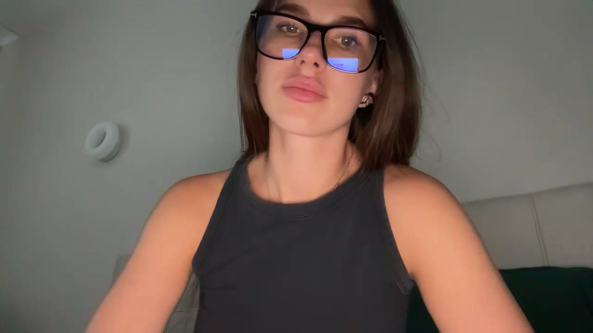 Gallery image thumbnail from kissfreeze's myfreecams stream on, 07/09/2026, 15:59 image 6 of 20