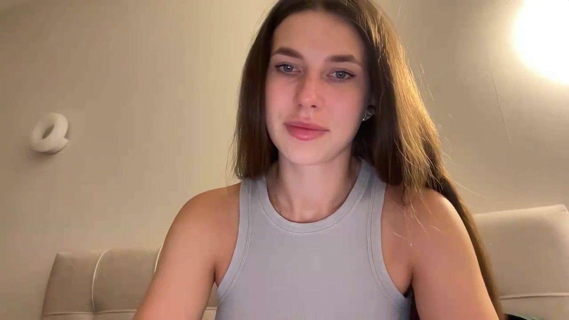 Gallery image thumbnail from kissfreeze's myfreecams stream on, 07/11/2026, 21:55 image 8 of 20