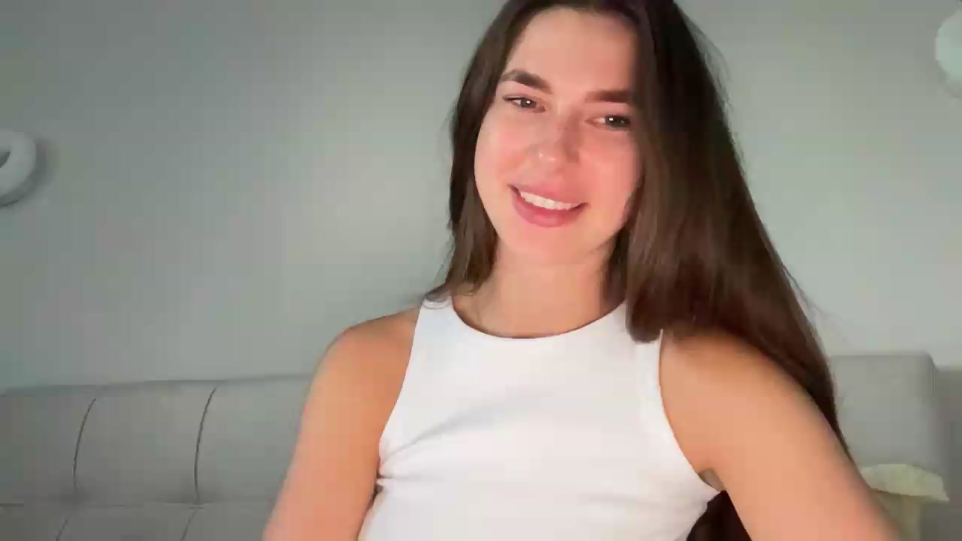 Gallery image thumbnail from kissfreeze's myfreecams stream on, 07/22/2026, 17:03 image 8 of 20