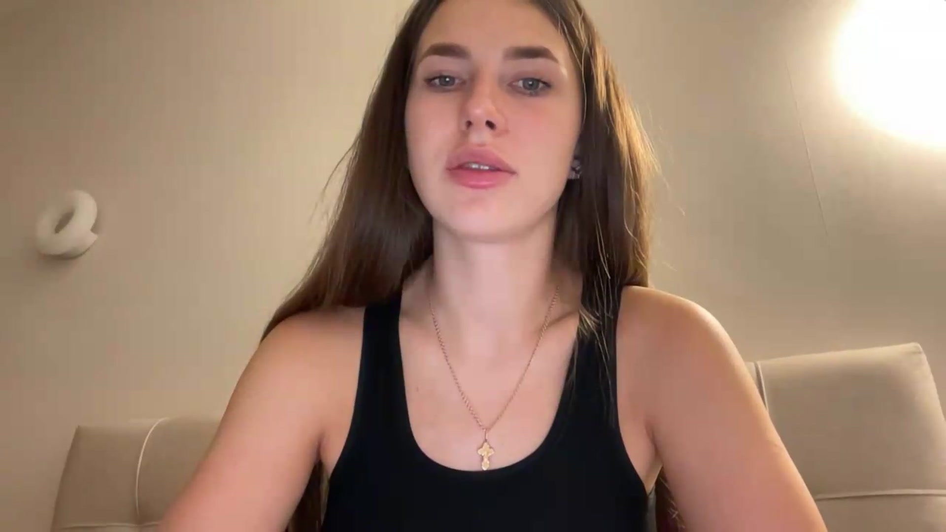 Gallery image thumbnail from kissfreeze's myfreecams stream on, 07/26/2026, 19:51 image 6 of 20