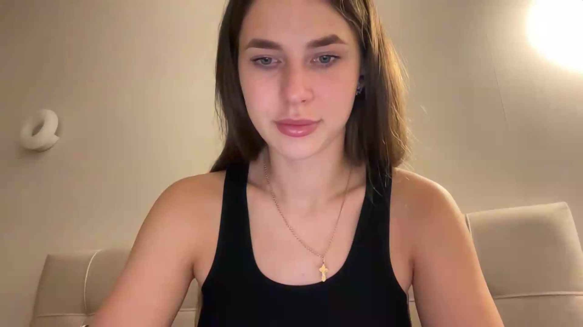 Gallery image thumbnail from kissfreeze's myfreecams stream on, 07/26/2026, 19:51 image 17 of 20