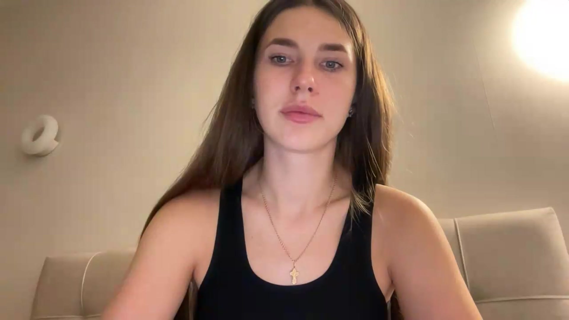 Gallery image thumbnail from kissfreeze's myfreecams stream on, 07/26/2026, 19:51 image 7 of 20