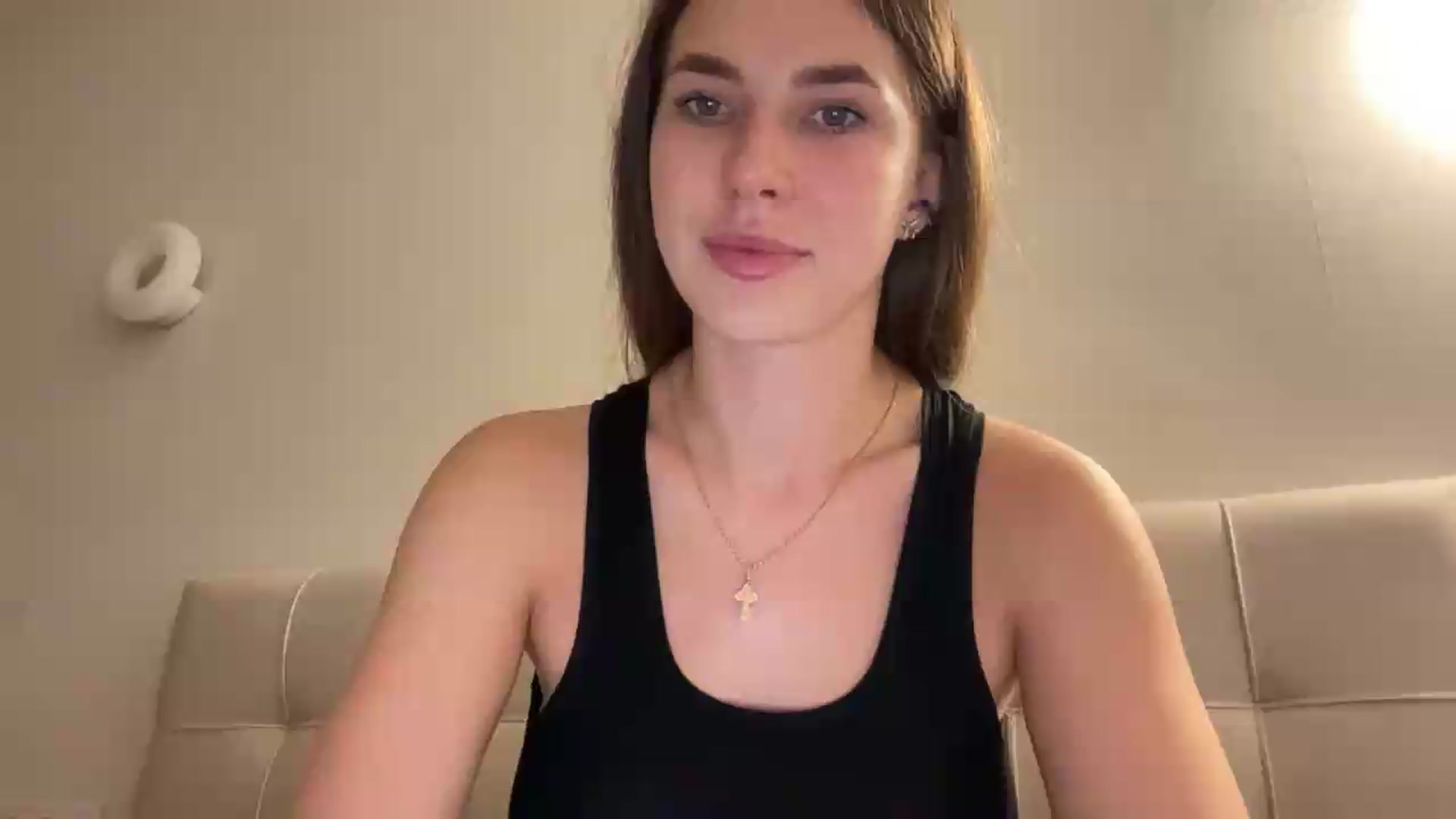 Gallery image thumbnail from kissfreeze's myfreecams stream on, 07/26/2026, 21:03 image 1 of 20