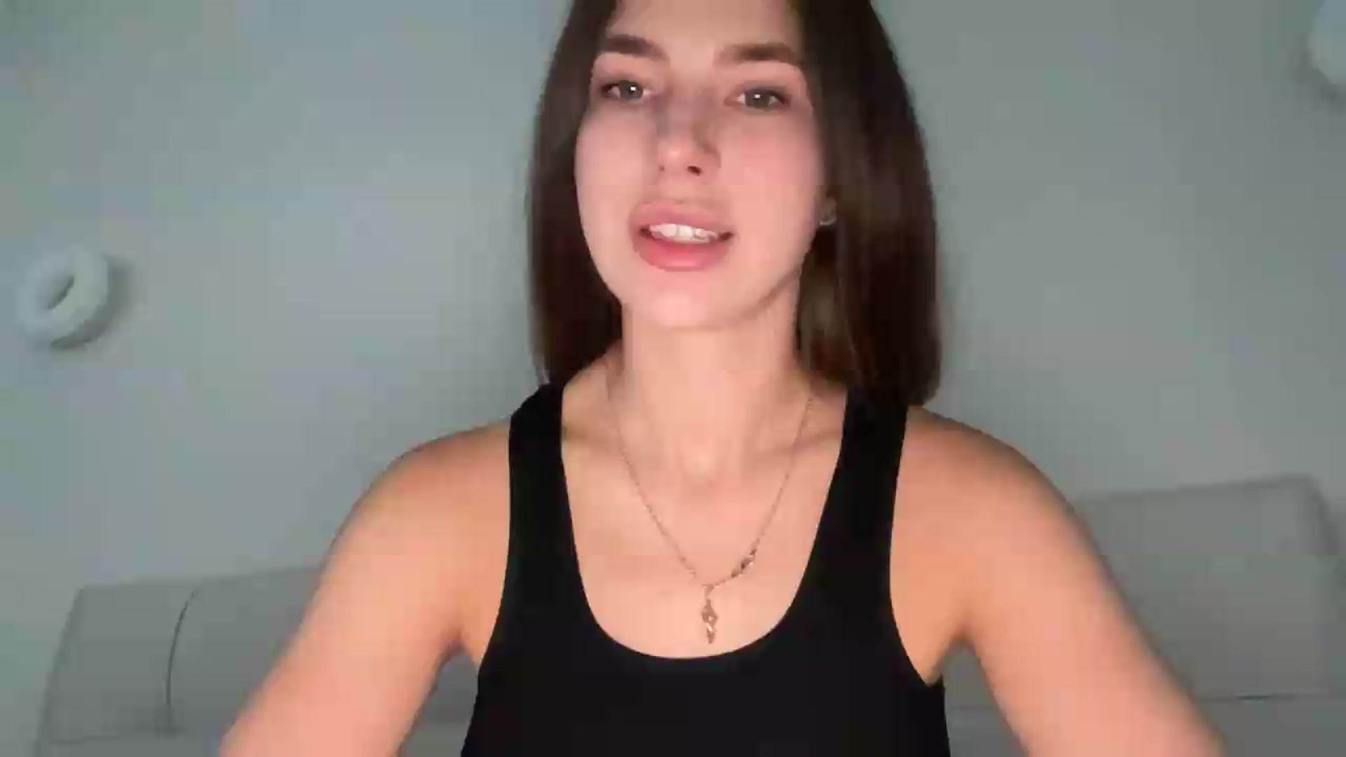Gallery image thumbnail from kissfreeze's myfreecams stream on, 07/27/2026, 16:15 image 13 of 20