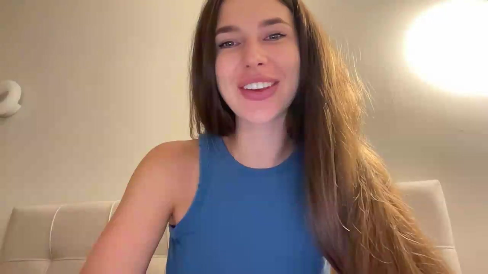 Gallery image thumbnail from kissfreeze's myfreecams stream on, 08/03/2026, 20:18 image 10 of 20
