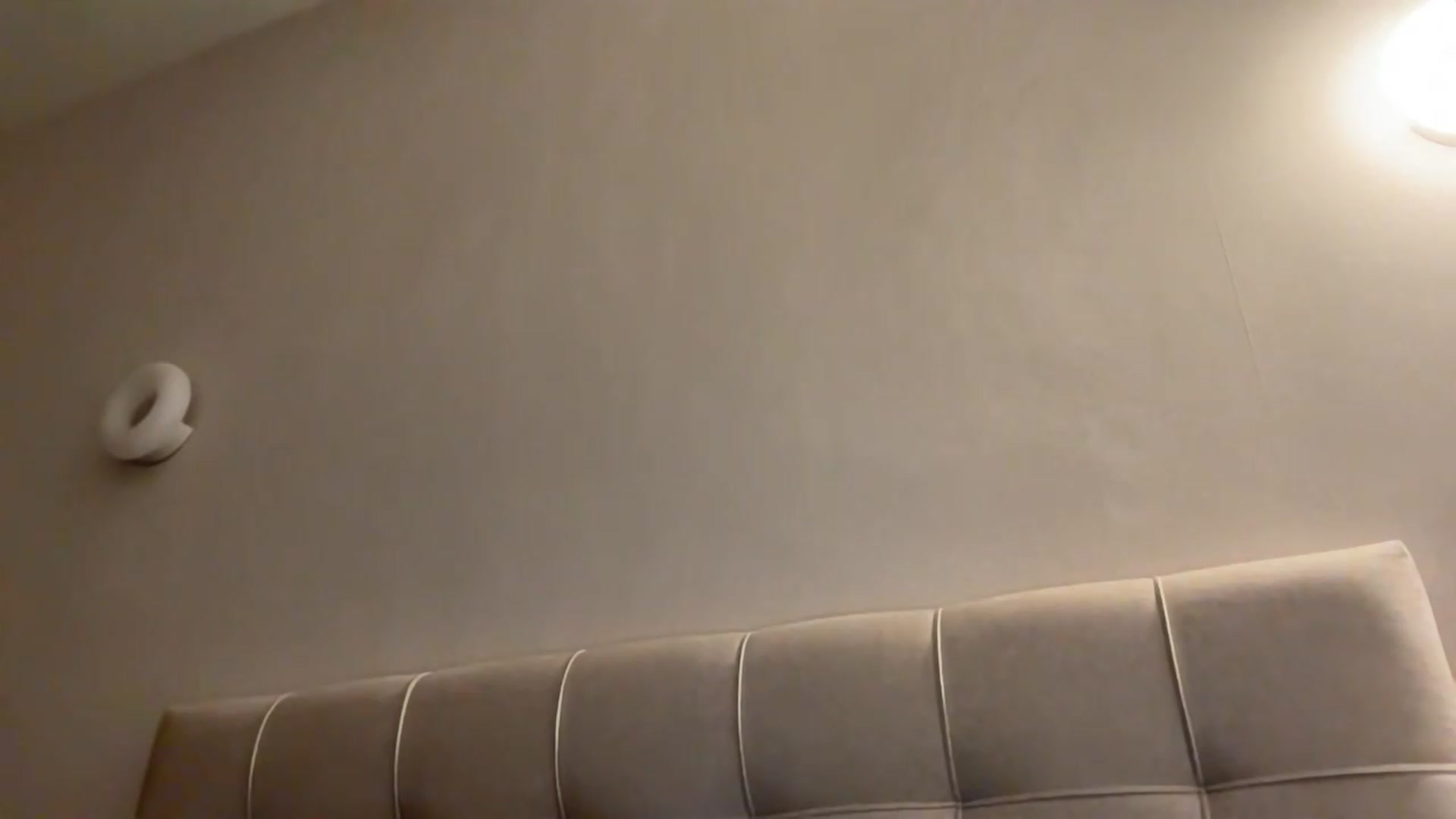 Gallery image thumbnail from kissfreeze's myfreecams stream on, 08/04/2026, 20:20 image 9 of 20