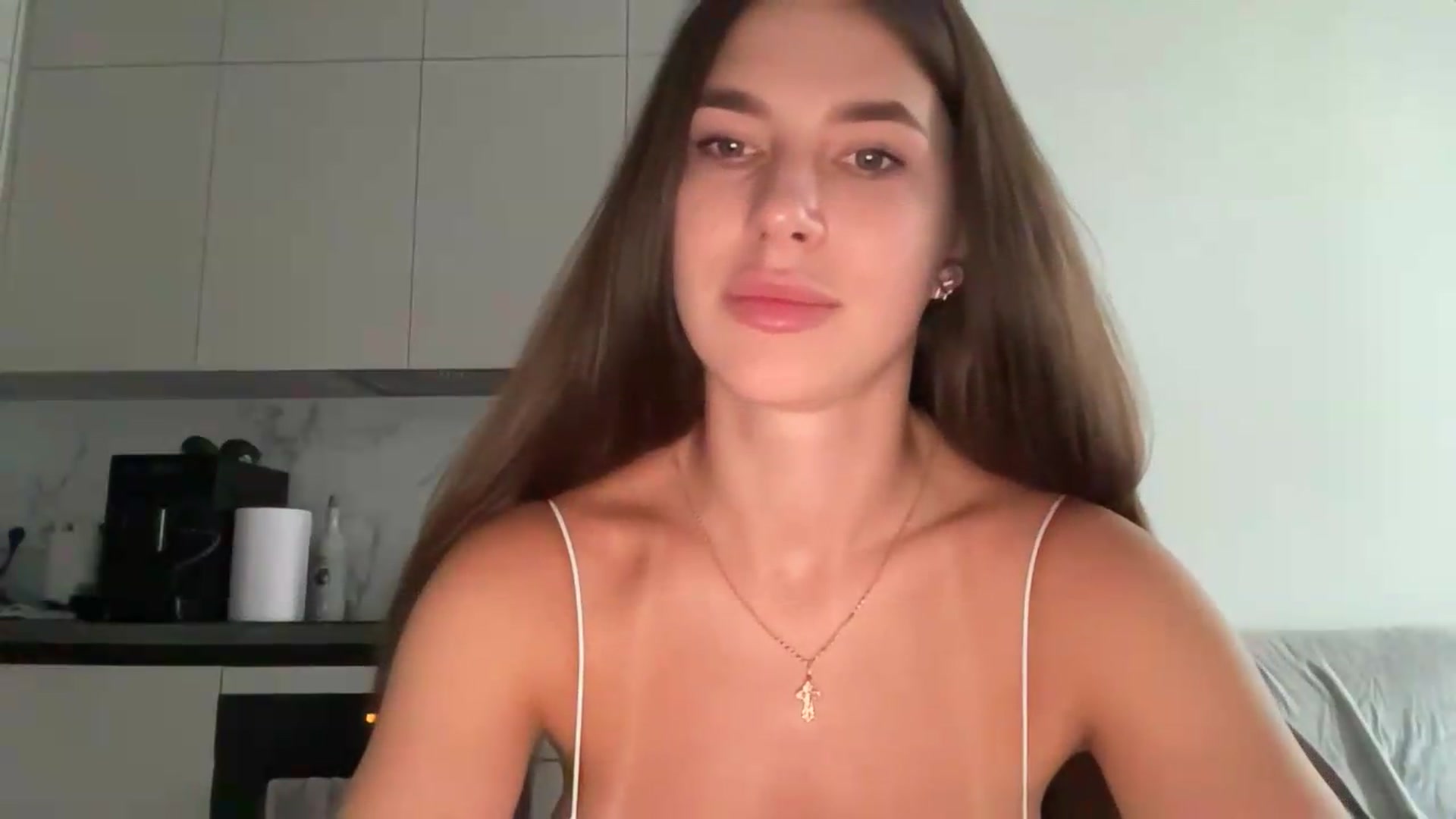 Gallery image thumbnail from kissfreeze's myfreecams stream on, 08/23/2026, 15:58 image 2 of 20