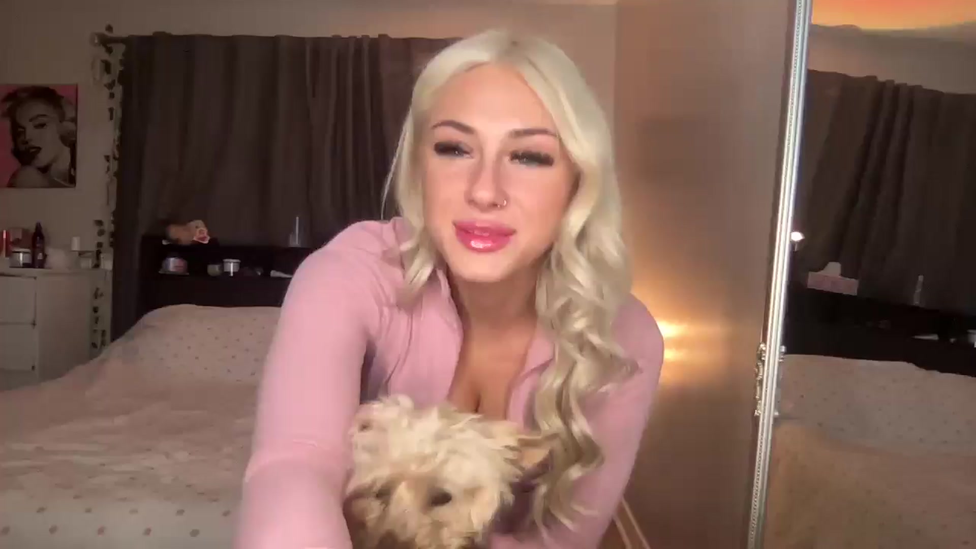 Gallery image thumbnail from kissmykiki's myfreecams stream on, 04/10/2025, 04:25 image 1 of 20