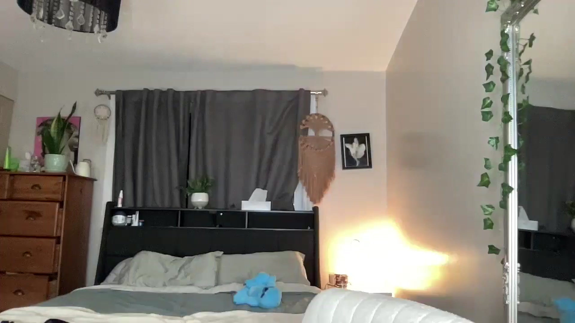 Gallery image thumbnail from kissmykiki's myfreecams stream on, 01/24/2026, 07:11 image 7 of 20