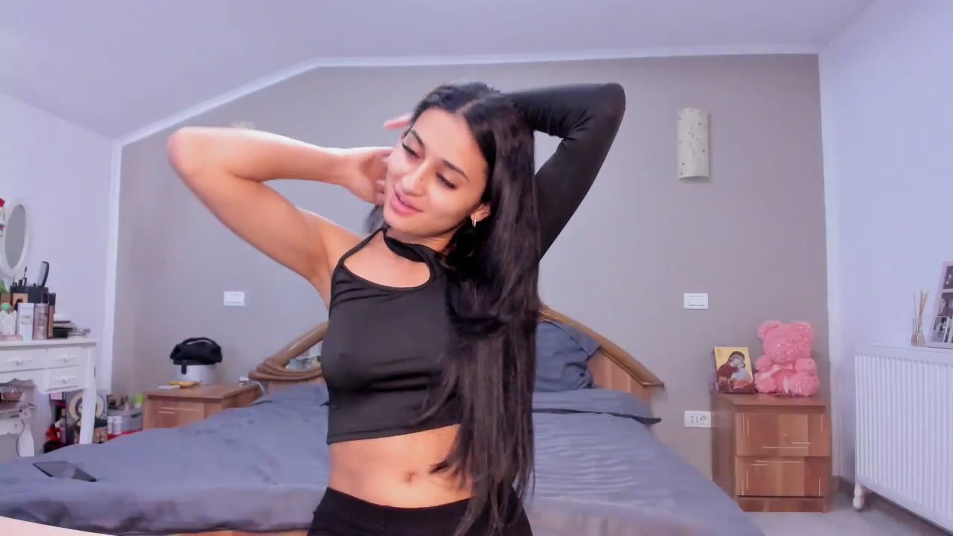Gallery image thumbnail from kissytease8's myfreecams stream on, 04/18/2025, 13:17 image 11 of 20
