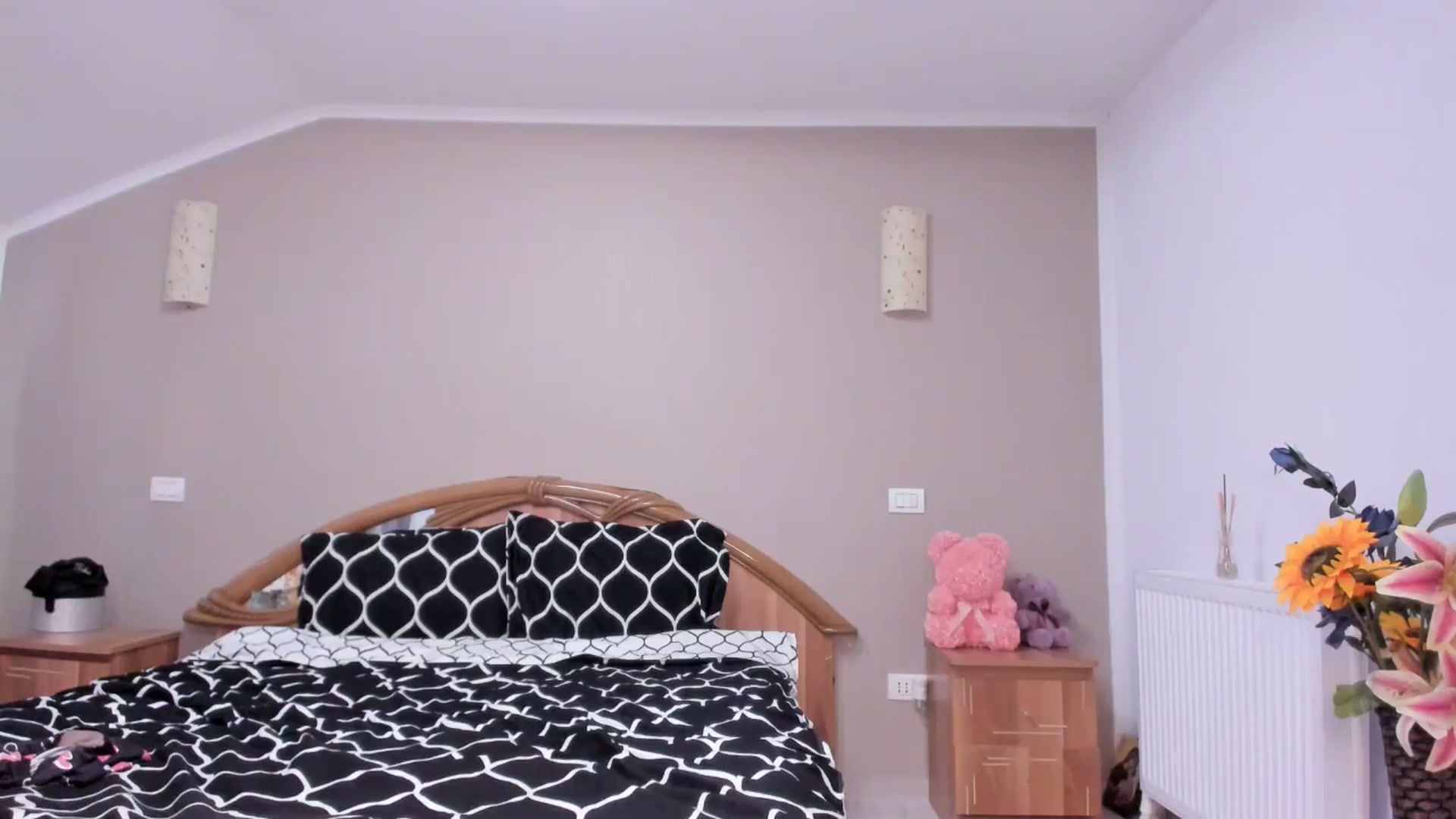 Gallery image thumbnail from kissytease8's myfreecams stream on, 05/07/2025, 15:01 image 1 of 20