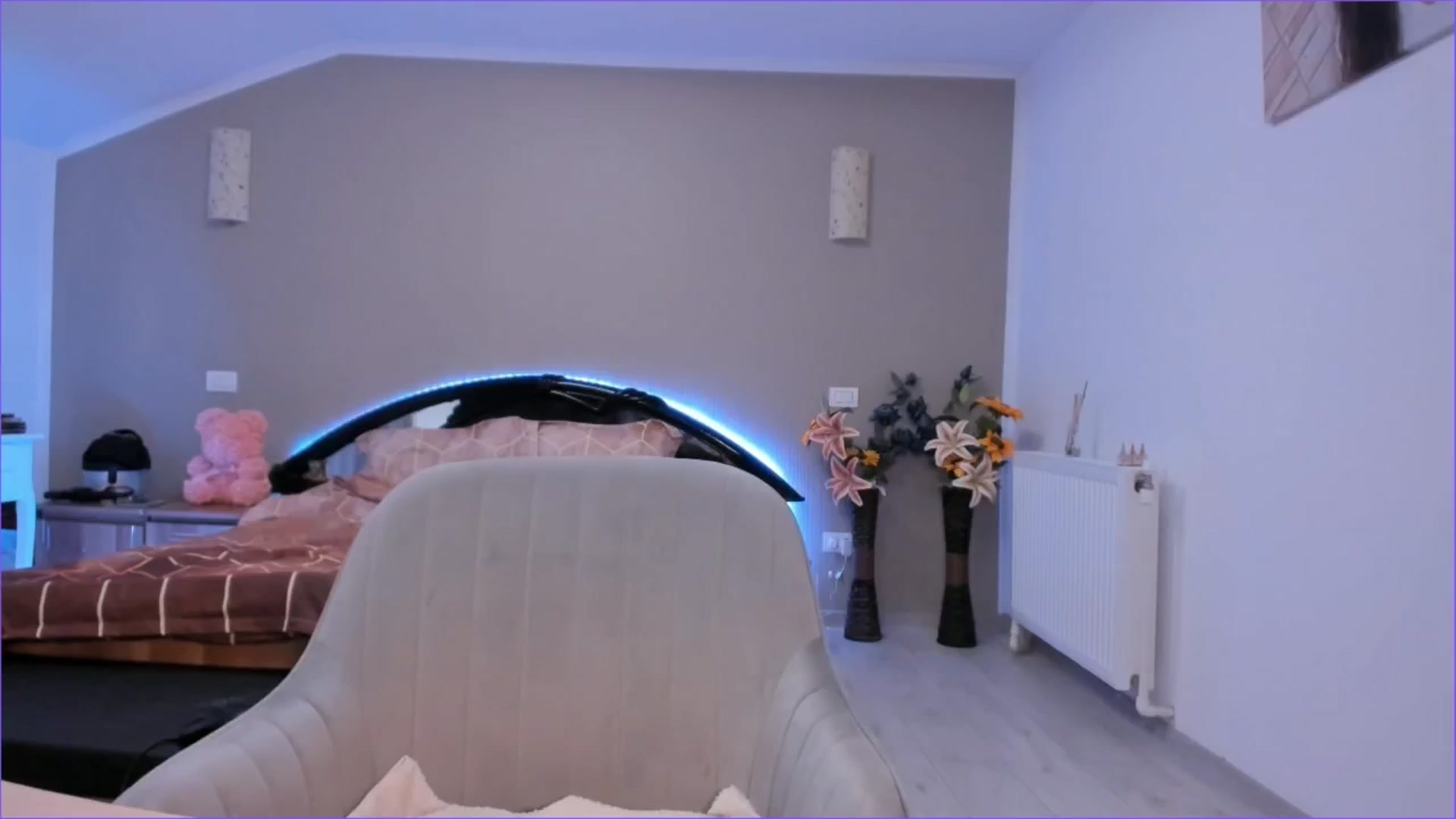 Gallery image thumbnail from kissytease8's myfreecams stream on, 06/05/2025, 14:42 image 4 of 20