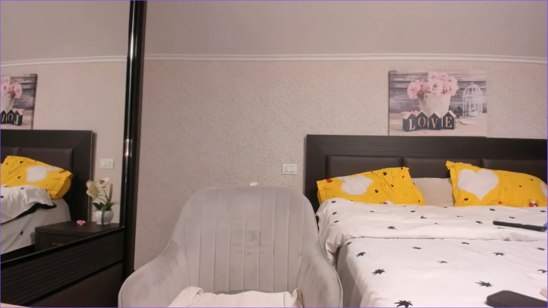 Gallery image thumbnail from kissytease8's myfreecams stream on, 06/07/2025, 15:41 image 12 of 20