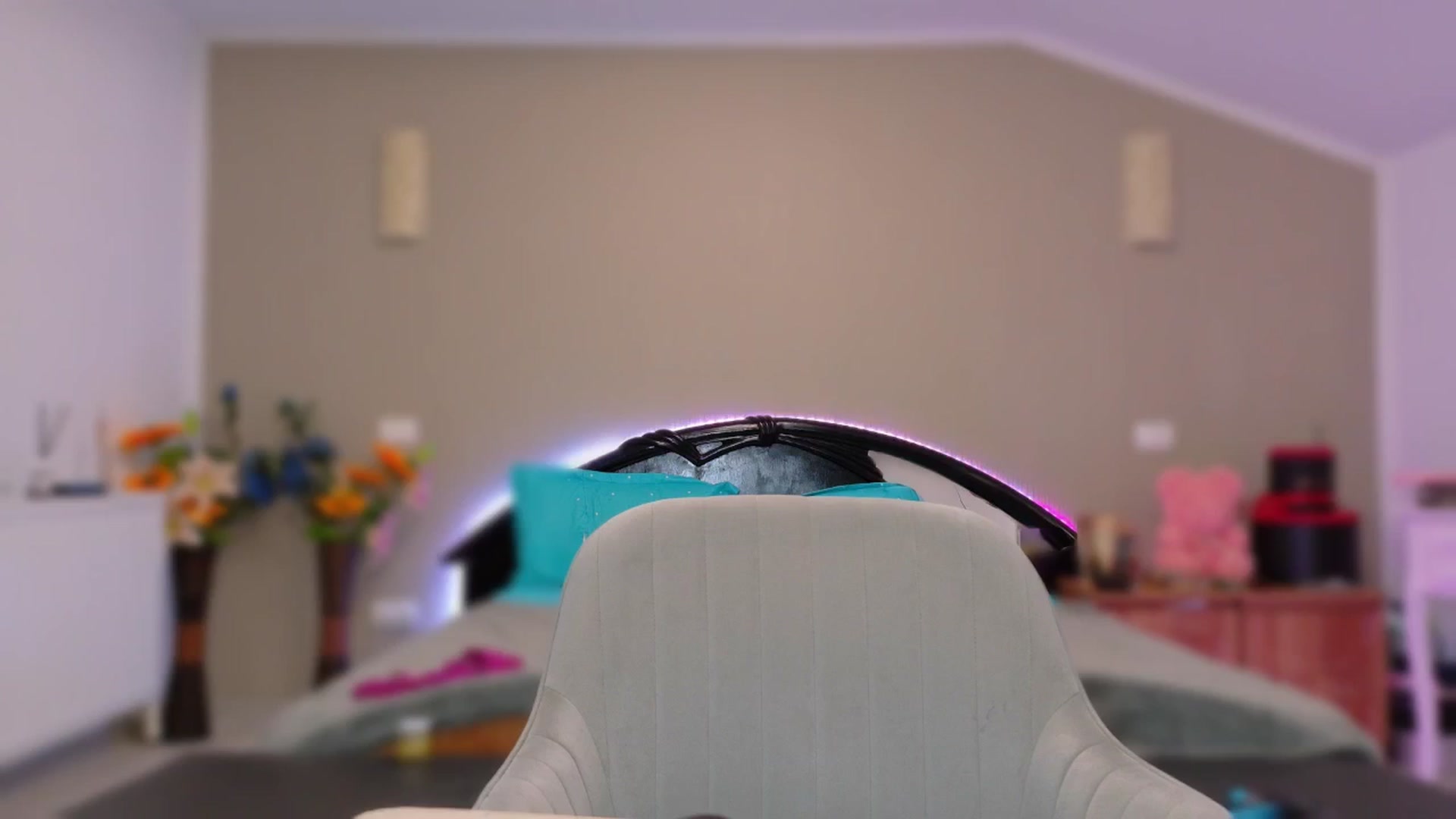Gallery image thumbnail from kissytease8's myfreecams stream on, 09/09/2025, 09:02 image 9 of 20
