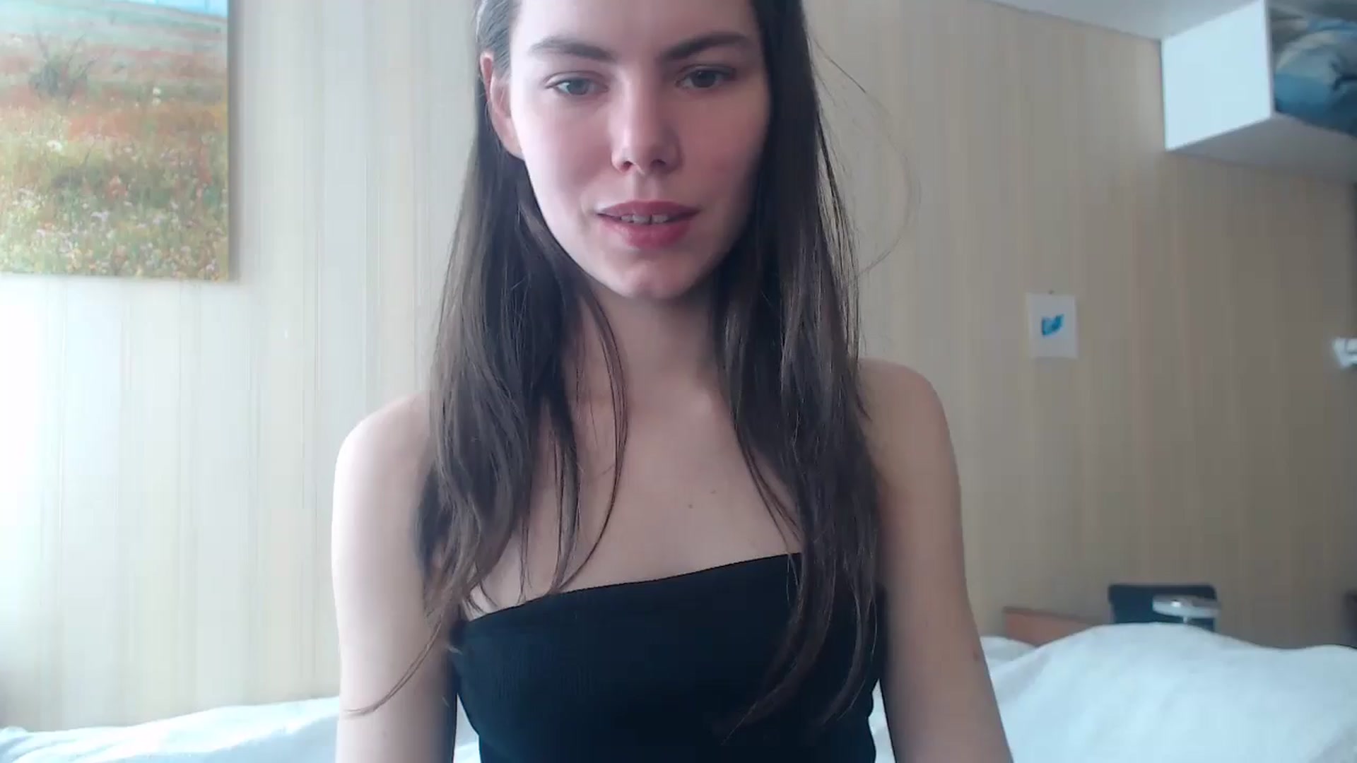Gallery image thumbnail from kitAmelie's myfreecams stream on, 03/27/2026, 12:22 image 9 of 20