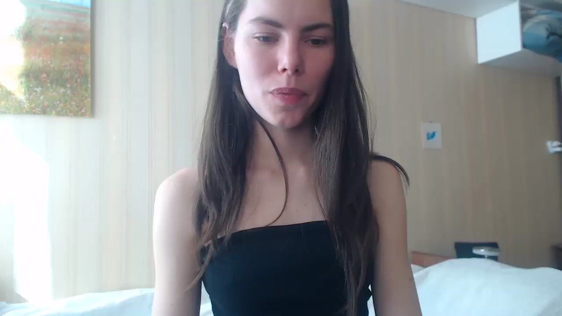 Gallery image thumbnail from kitAmelie's myfreecams stream on, 03/27/2026, 12:22 image 13 of 20