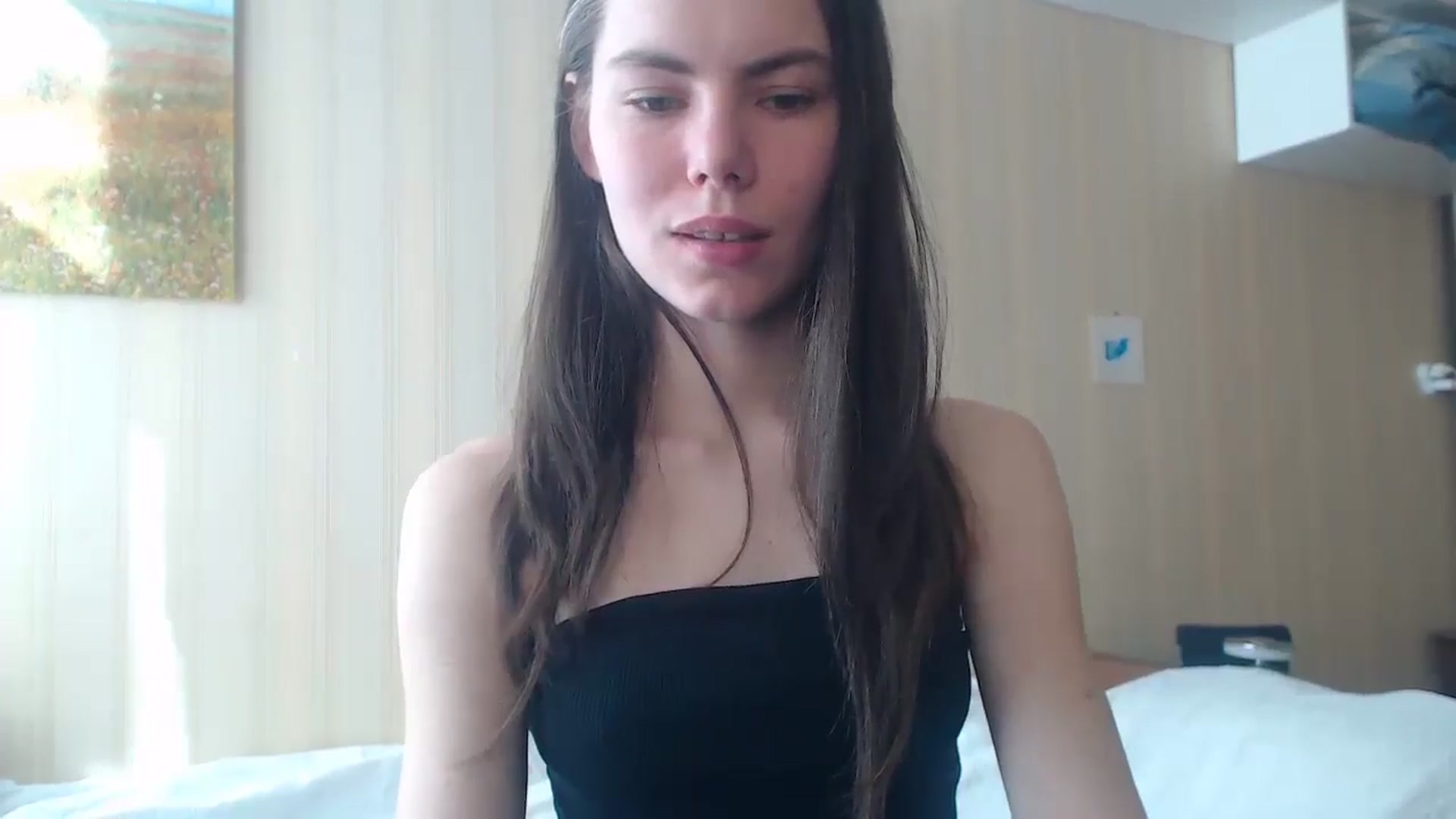 Gallery image thumbnail from kitAmelie's myfreecams stream on, 03/27/2026, 12:22 image 14 of 20