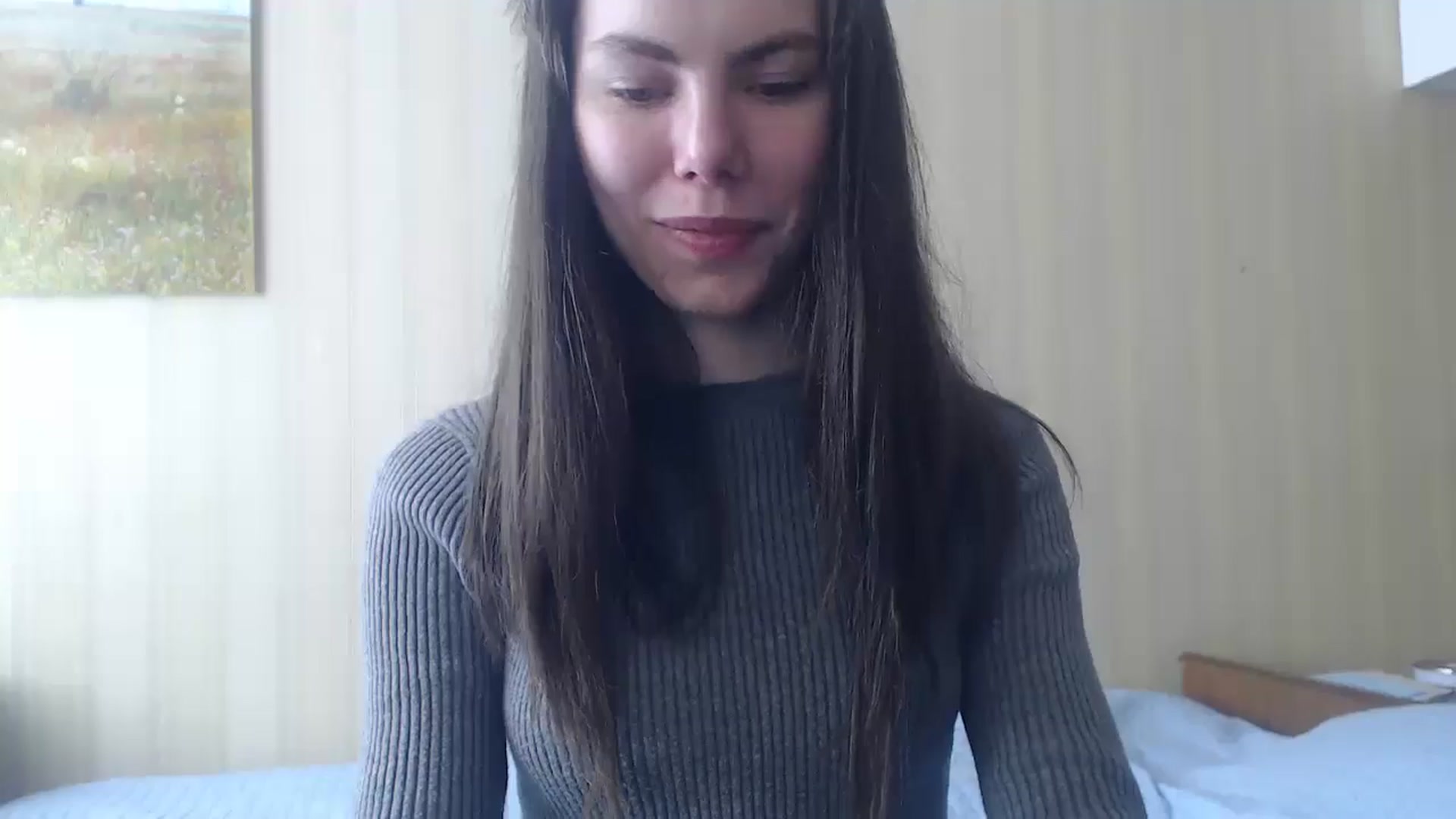 Gallery image thumbnail from kitAmelie's myfreecams stream on, 04/14/2026, 14:08 image 12 of 20