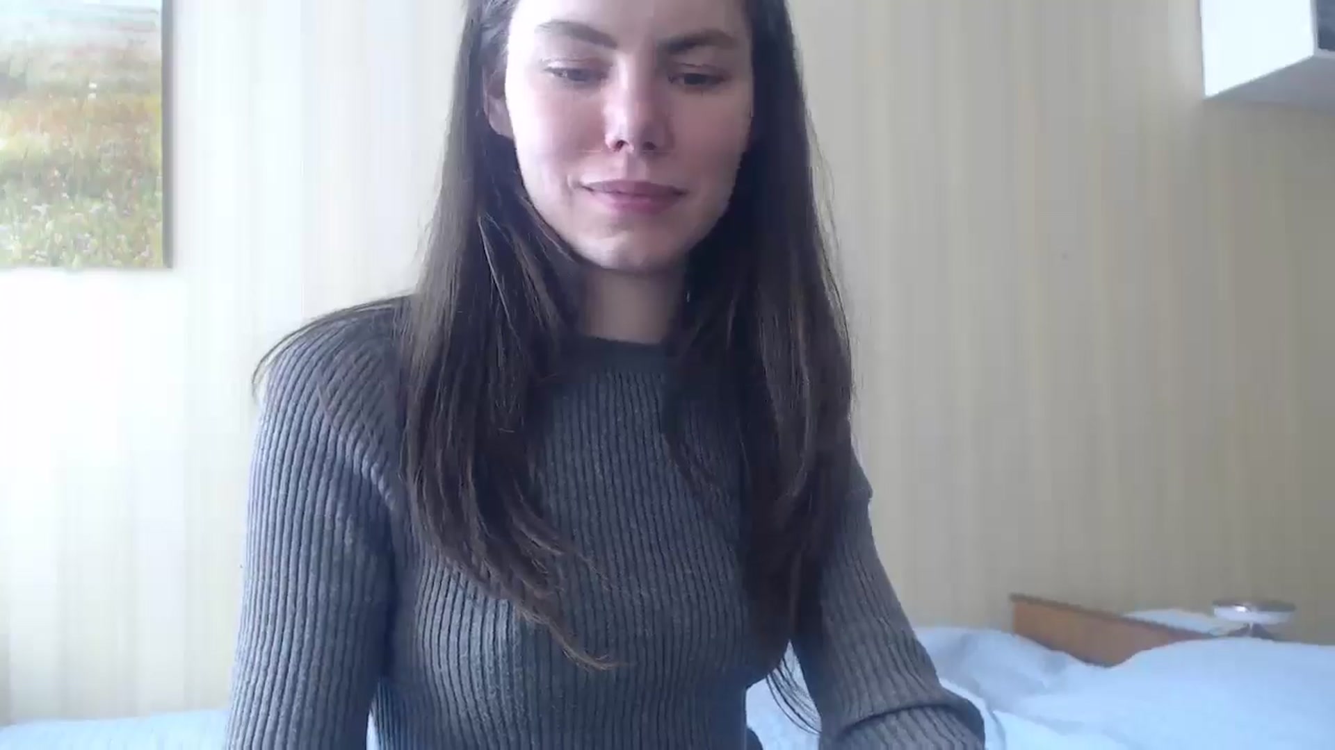 Gallery image thumbnail from kitAmelie's myfreecams stream on, 04/14/2026, 14:08 image 4 of 20