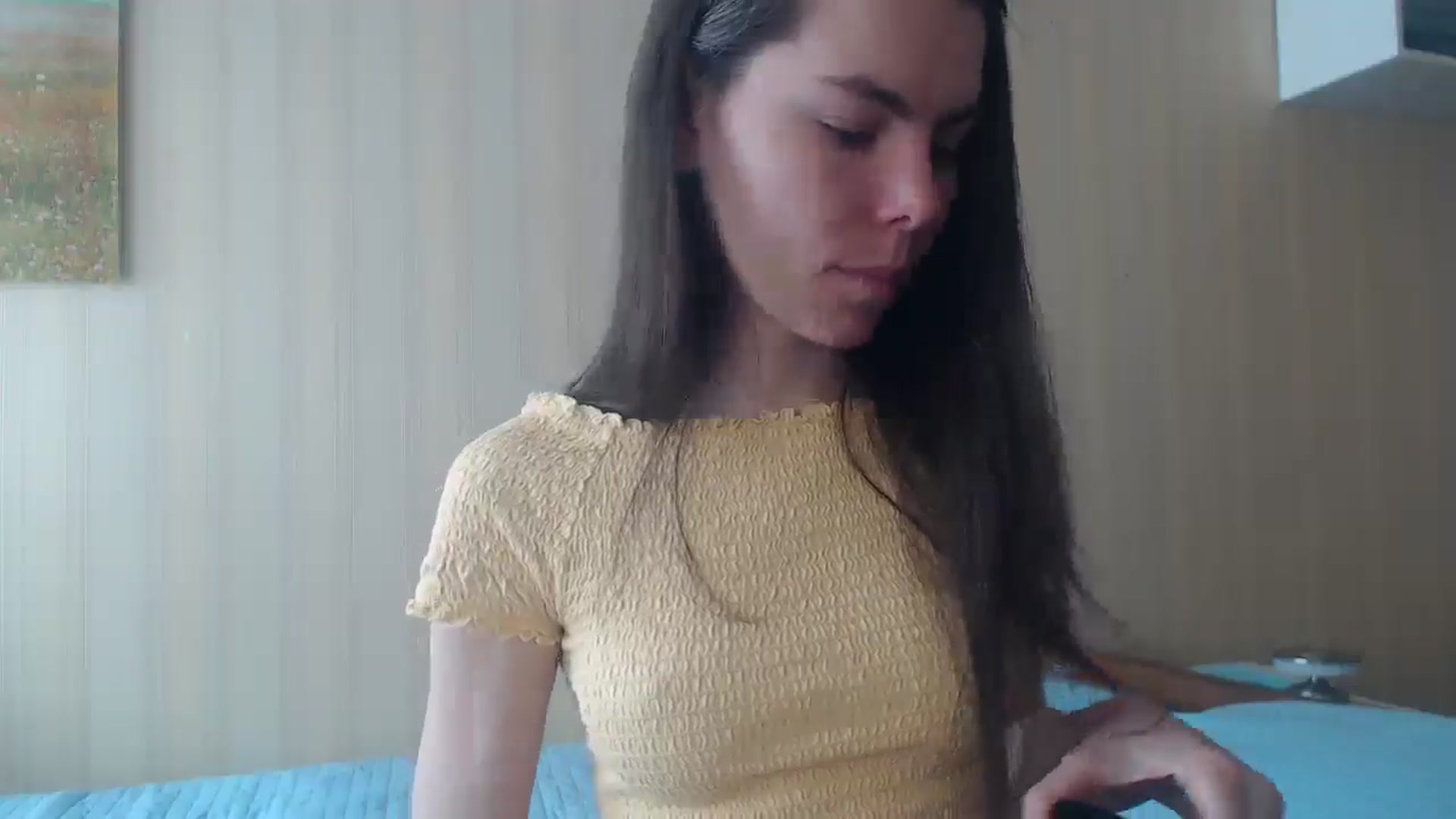 Gallery image thumbnail from kitAmelie's myfreecams stream on, 04/15/2026, 12:15 image 6 of 20