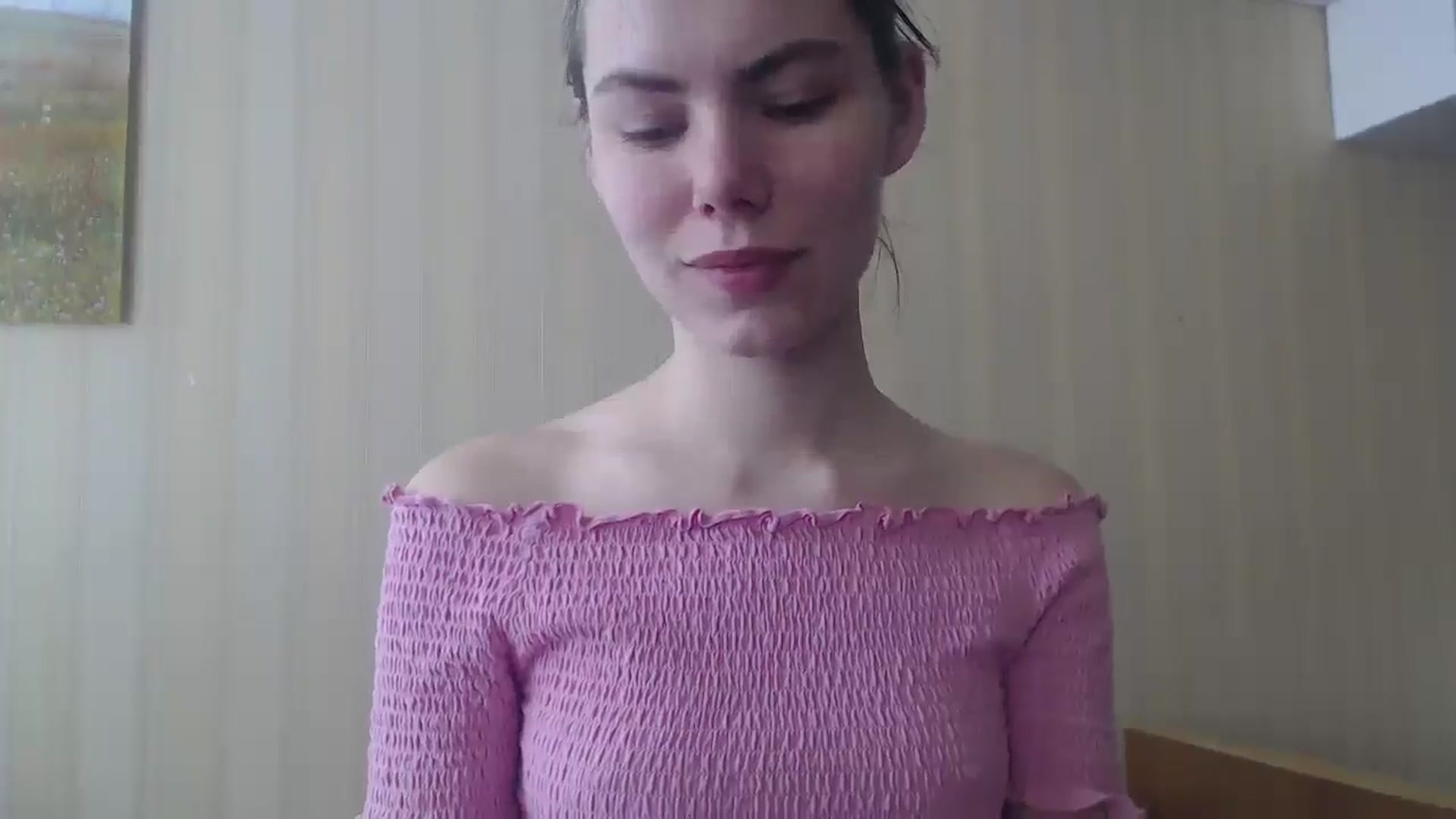 Gallery image thumbnail from kitAmelie's myfreecams stream on, 05/05/2026, 13:57 image 13 of 20