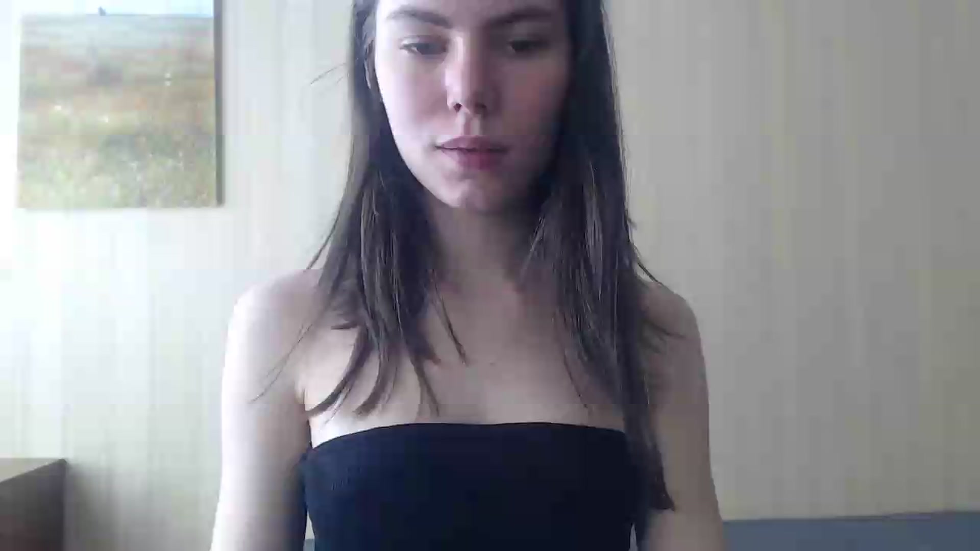 Gallery image thumbnail from kitAmelie's myfreecams stream on, 05/26/2026, 13:05 image 18 of 20