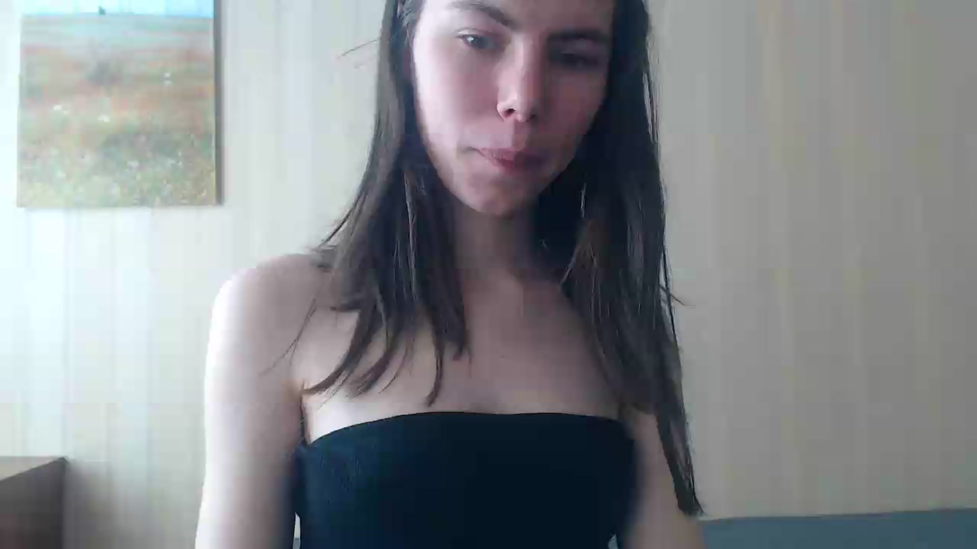 Gallery image thumbnail from kitAmelie's myfreecams stream on, 05/26/2026, 13:05 image 17 of 20