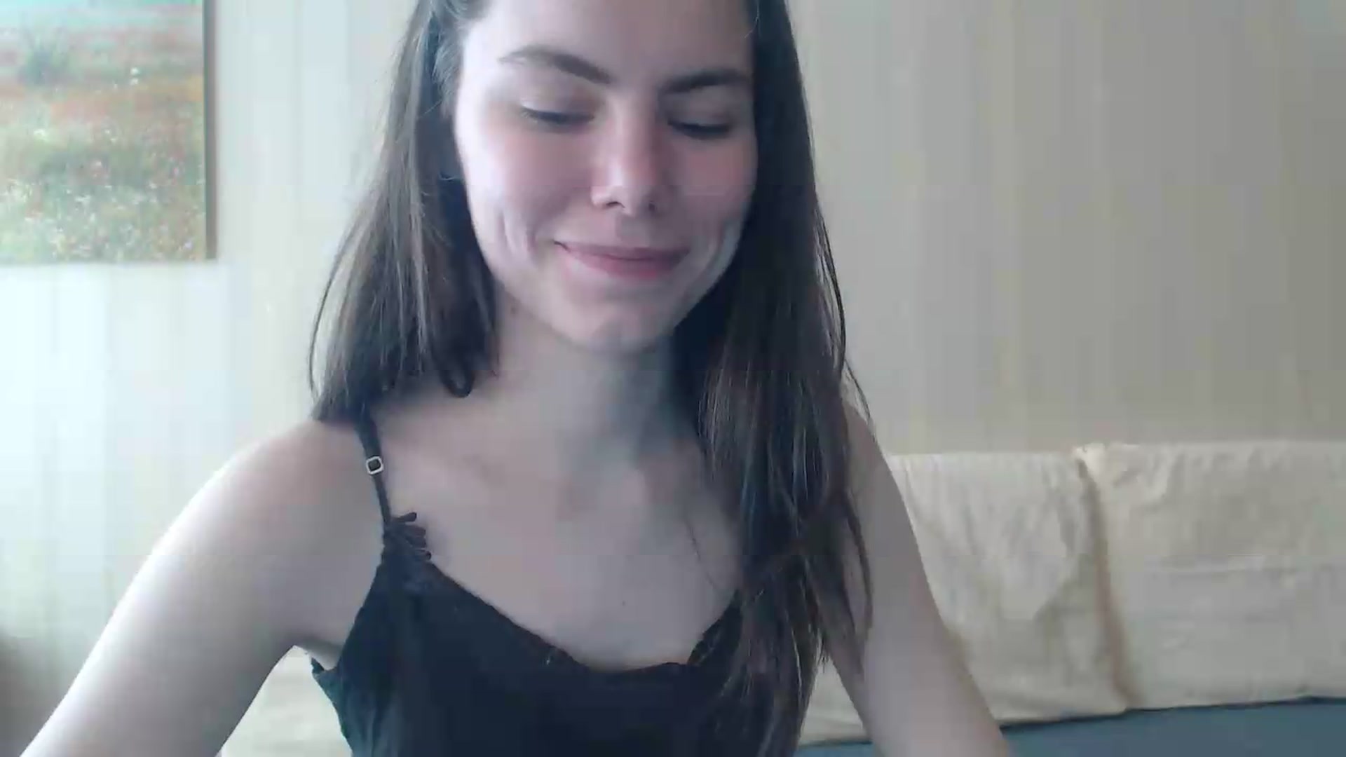 Gallery image thumbnail from kitAmelie's myfreecams stream on, 06/14/2026, 15:27 image 2 of 20
