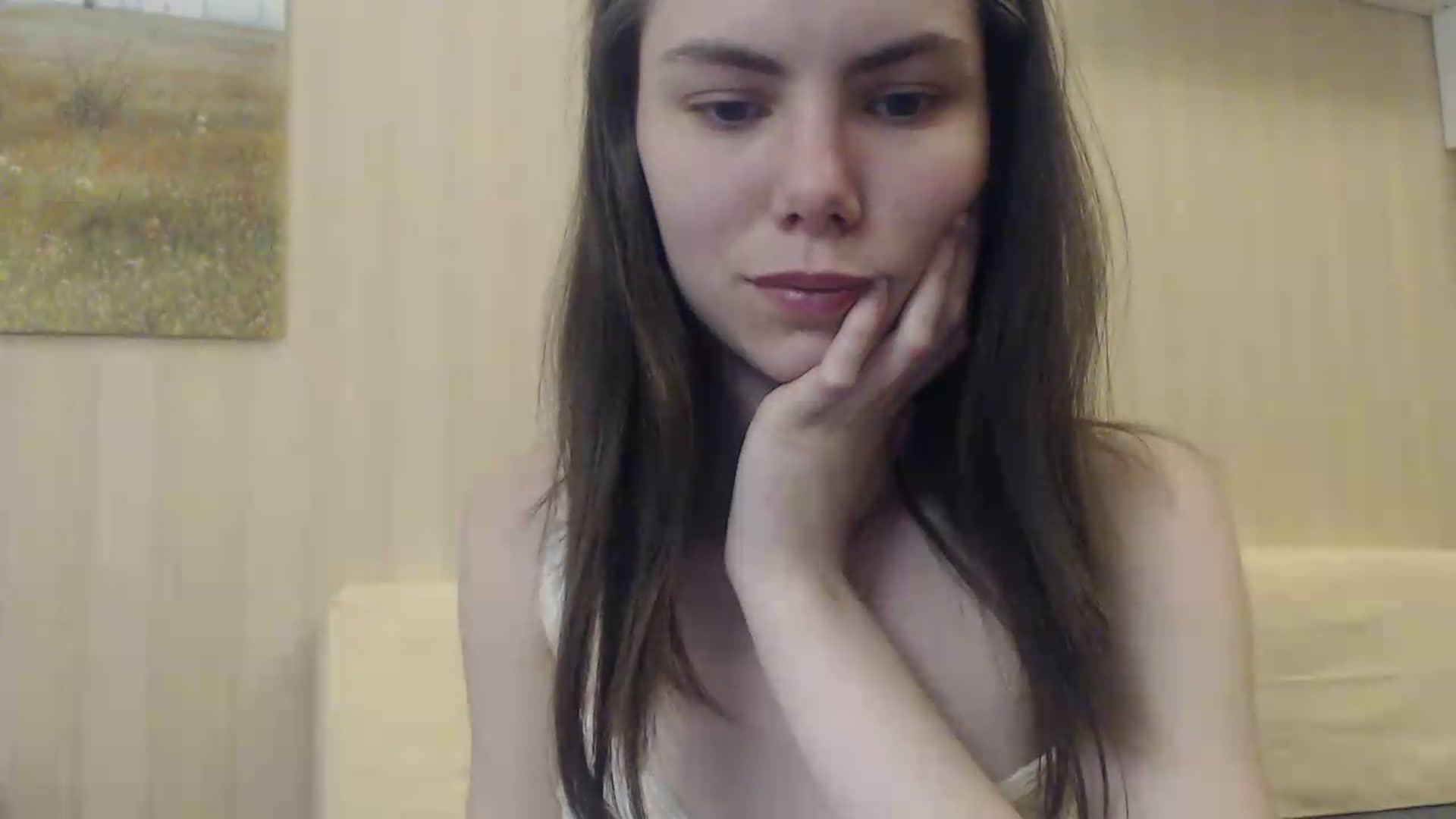 Gallery image thumbnail from kitAmelie's myfreecams stream on, 06/19/2026, 18:37 image 5 of 20