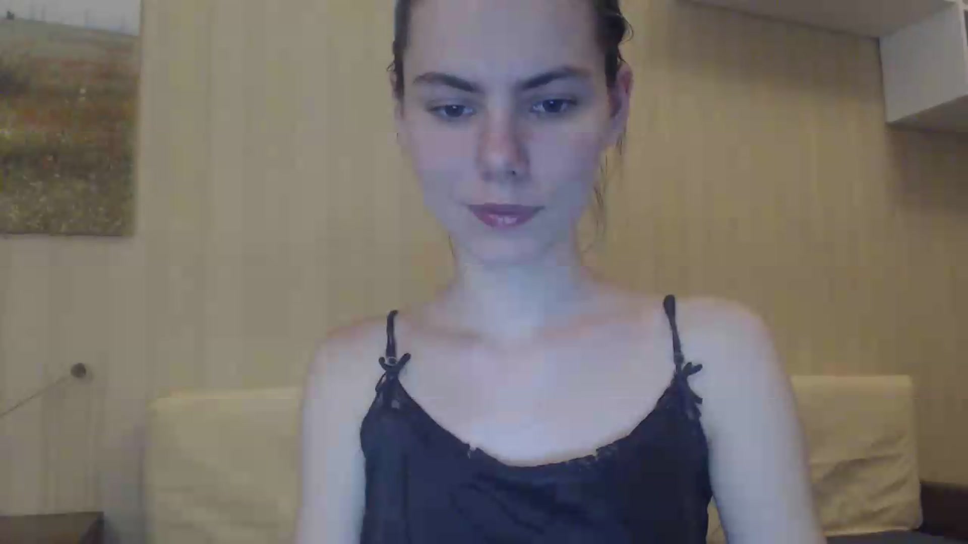 Gallery image thumbnail from kitAmelie's myfreecams stream on, 06/26/2026, 18:41 image 7 of 20