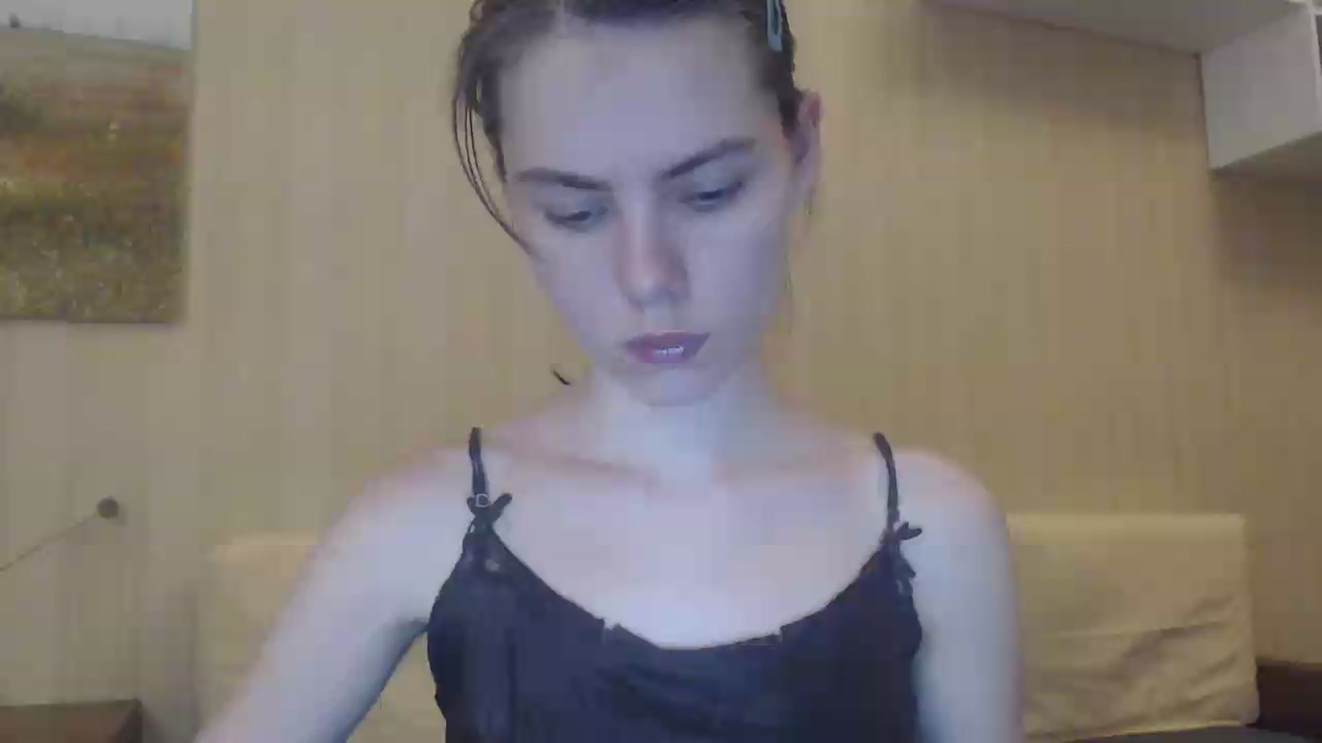 Gallery image thumbnail from kitAmelie's myfreecams stream on, 06/26/2026, 18:41 image 1 of 20