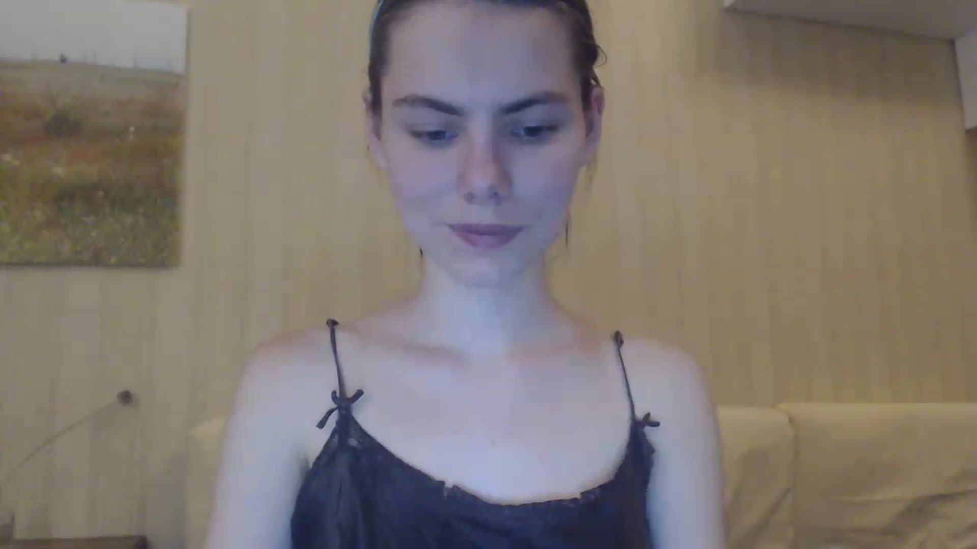 Gallery image thumbnail from kitAmelie's myfreecams stream on, 06/26/2026, 19:19 image 2 of 20