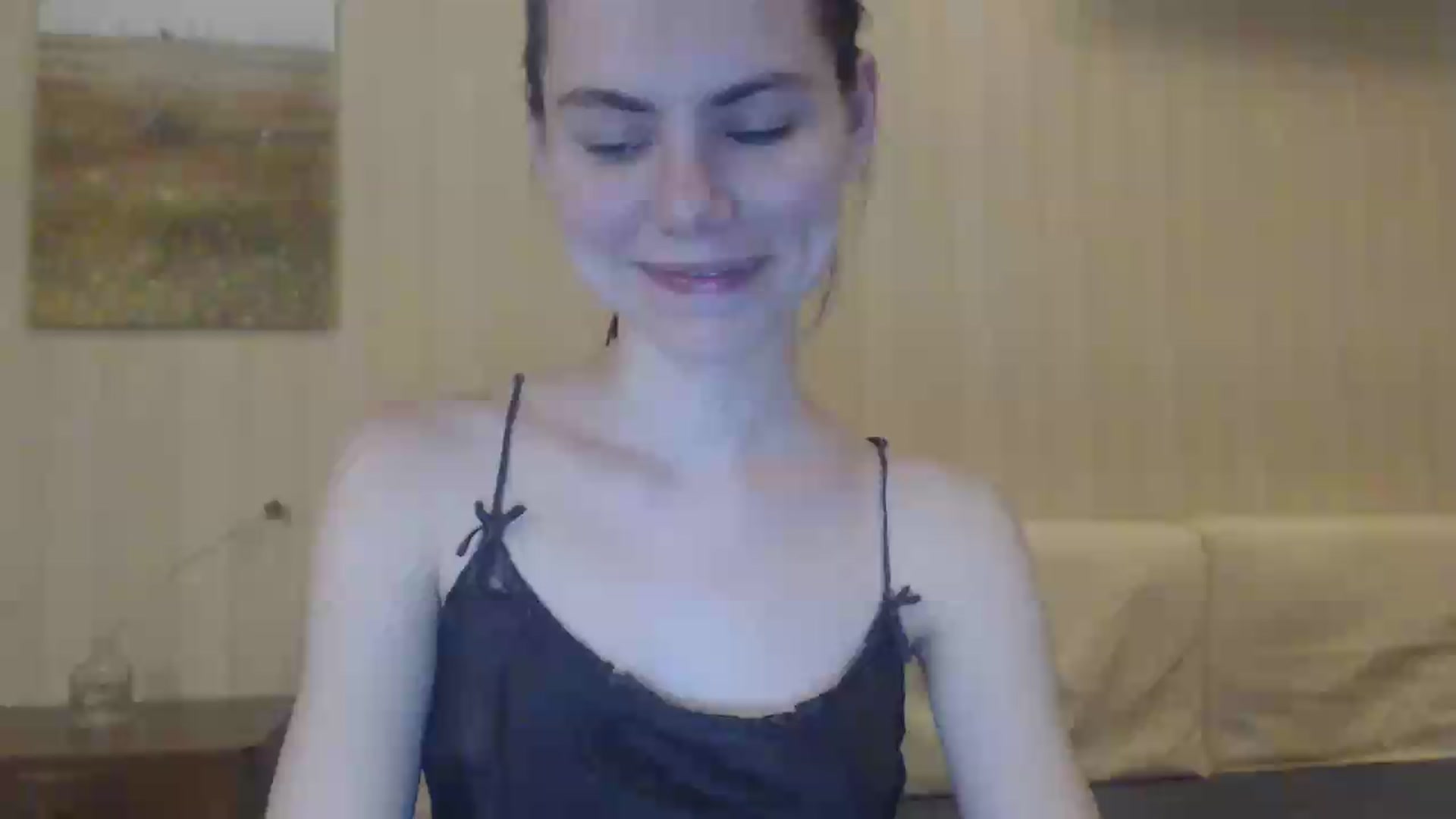 Gallery image thumbnail from kitAmelie's myfreecams stream on, 06/26/2026, 19:19 image 15 of 20