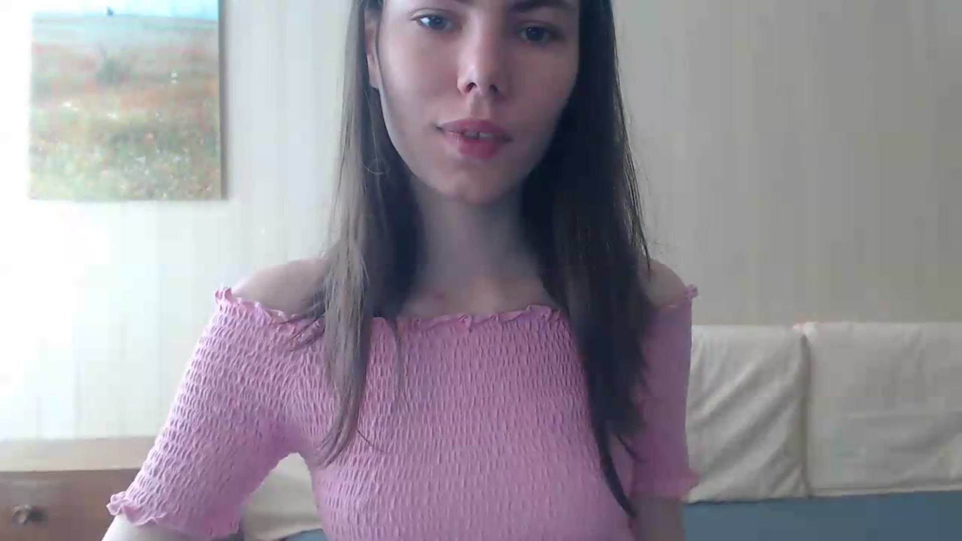 Gallery image thumbnail from kitAmelie's myfreecams stream on, 07/09/2026, 12:39 image 7 of 20