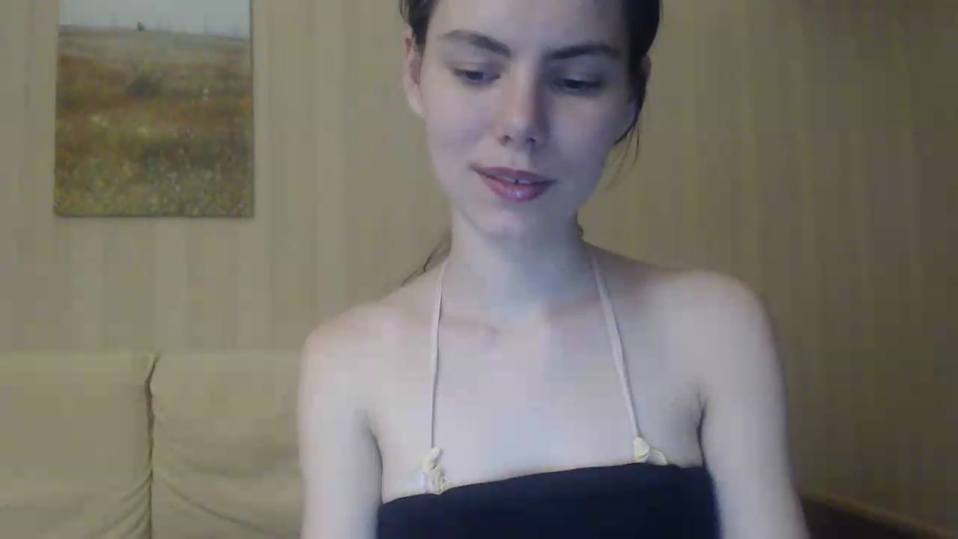 Gallery image thumbnail from kitAmelie's myfreecams stream on, 07/19/2026, 20:55 image 8 of 20