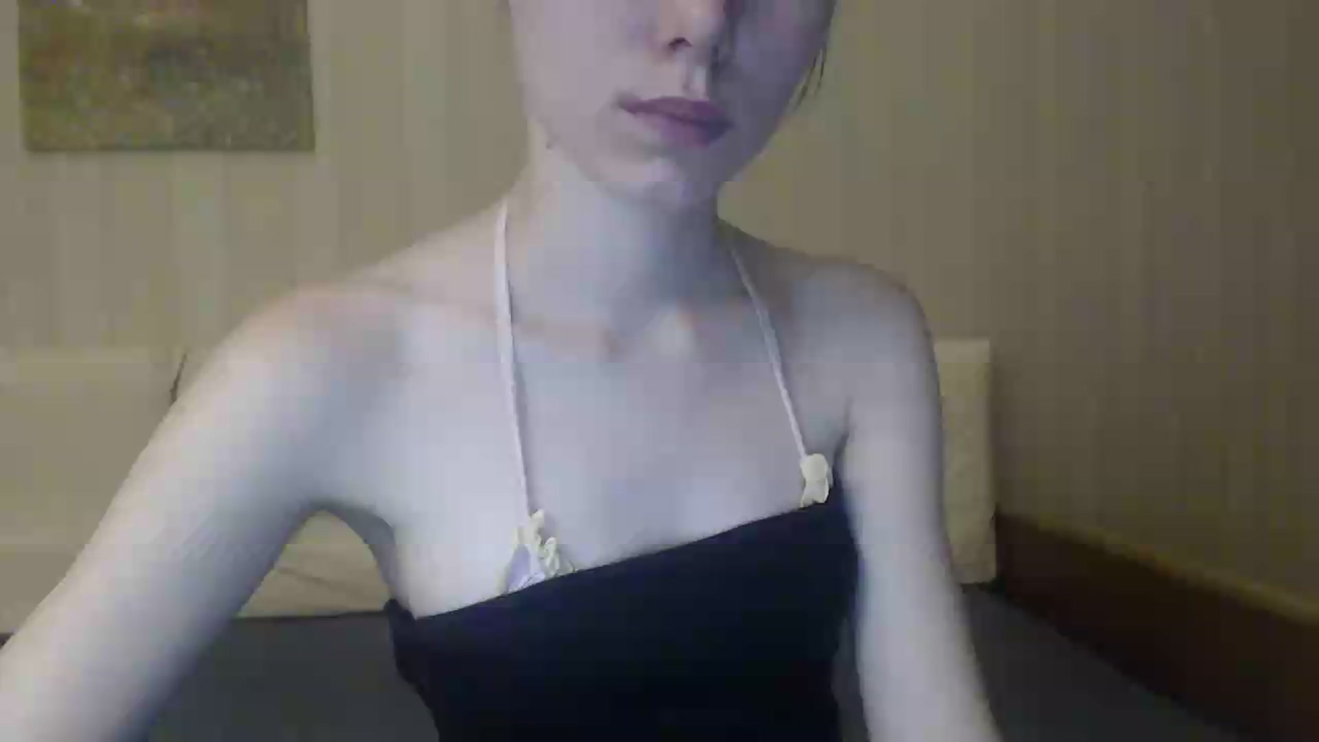 Gallery image thumbnail from kitAmelie's myfreecams stream on, 07/19/2026, 22:03 image 1 of 20